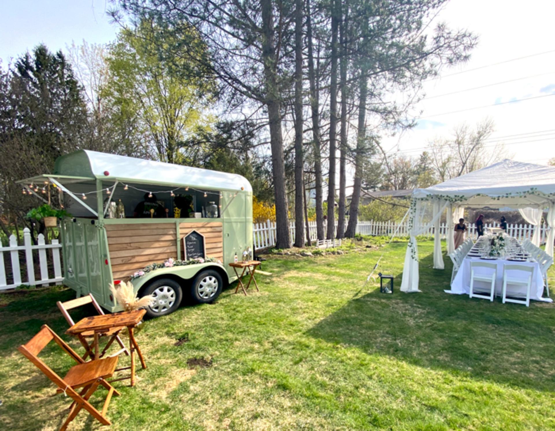 Outdoor Café