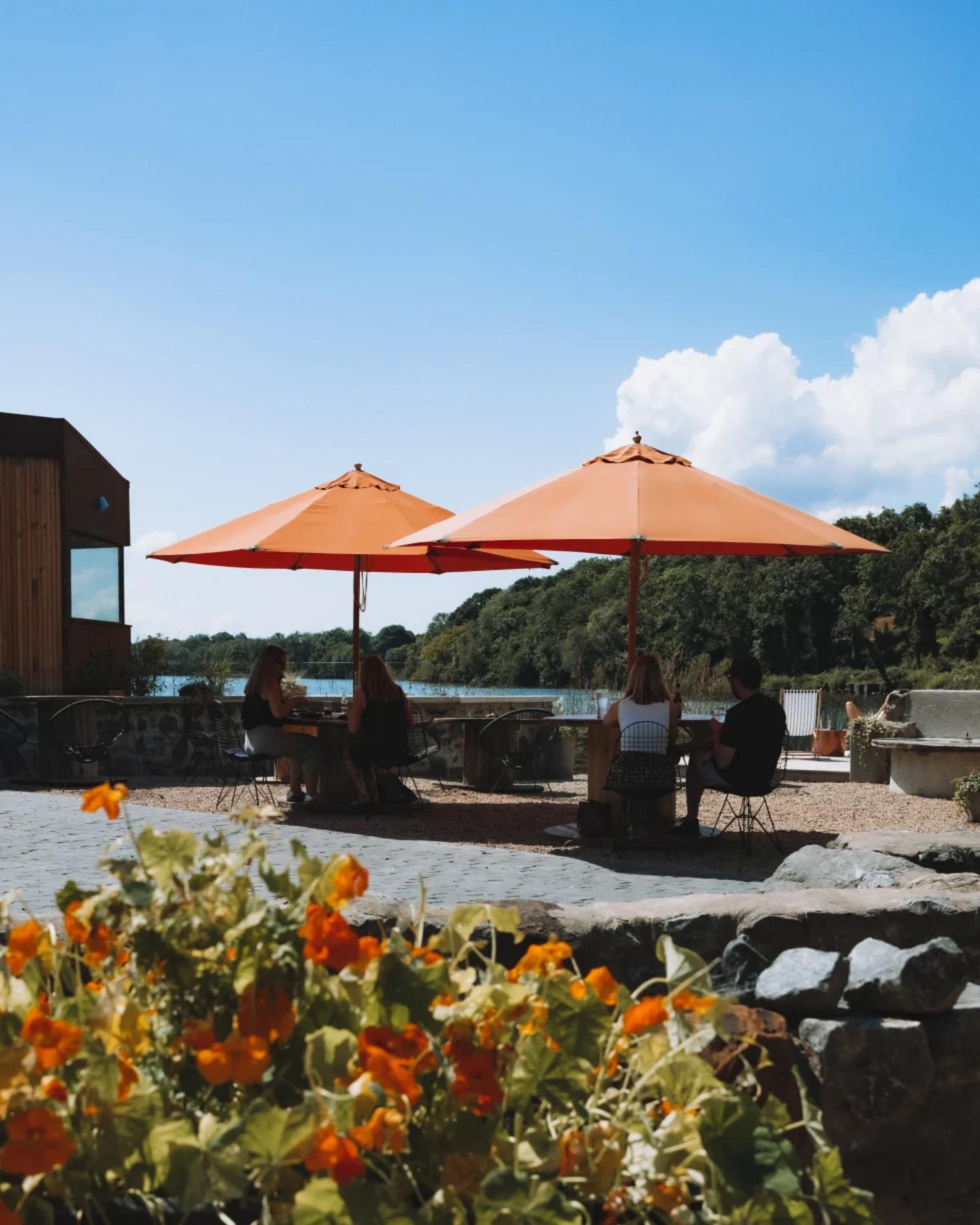 Lakeside Bar