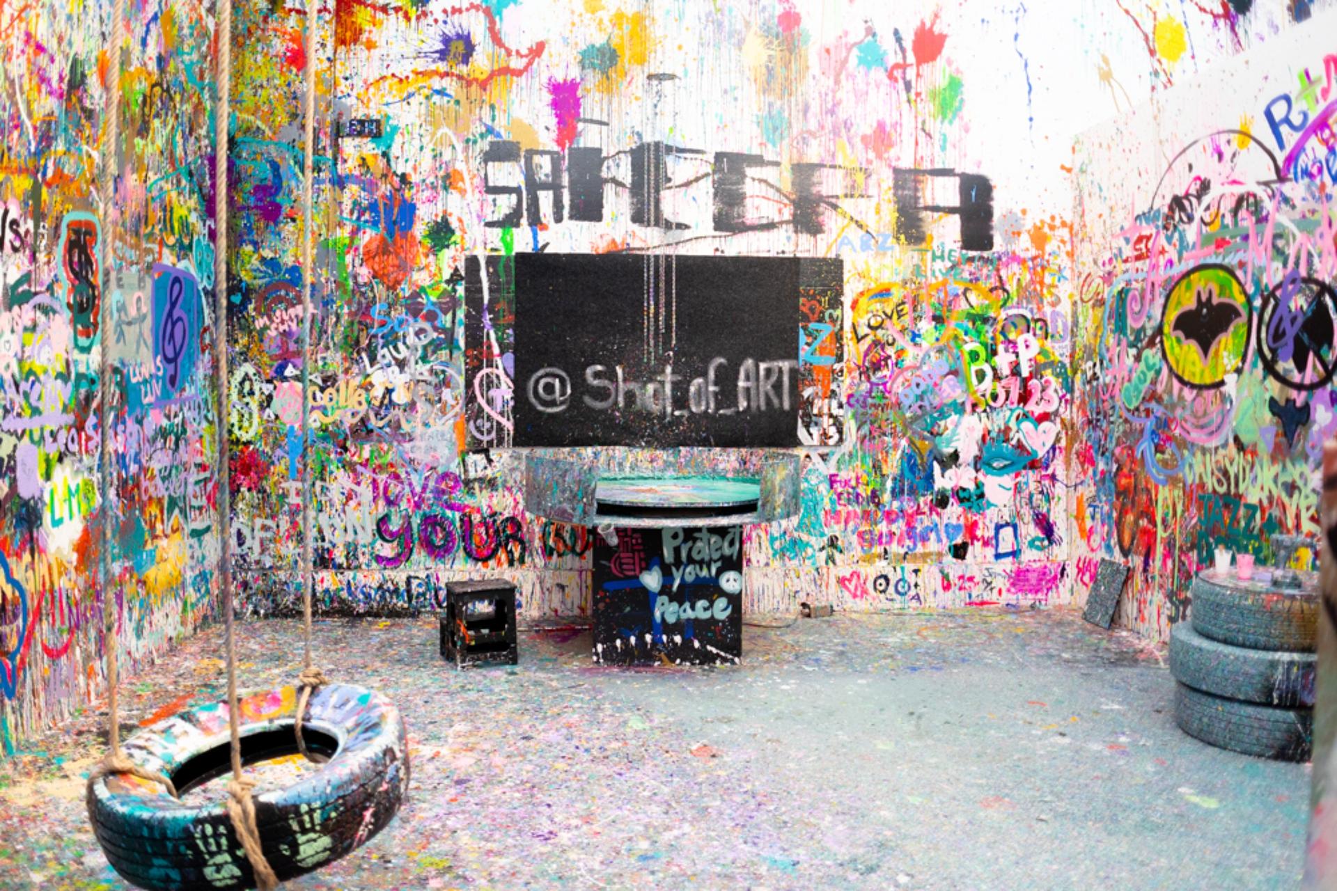 Shooting & Spinning Art Room 2