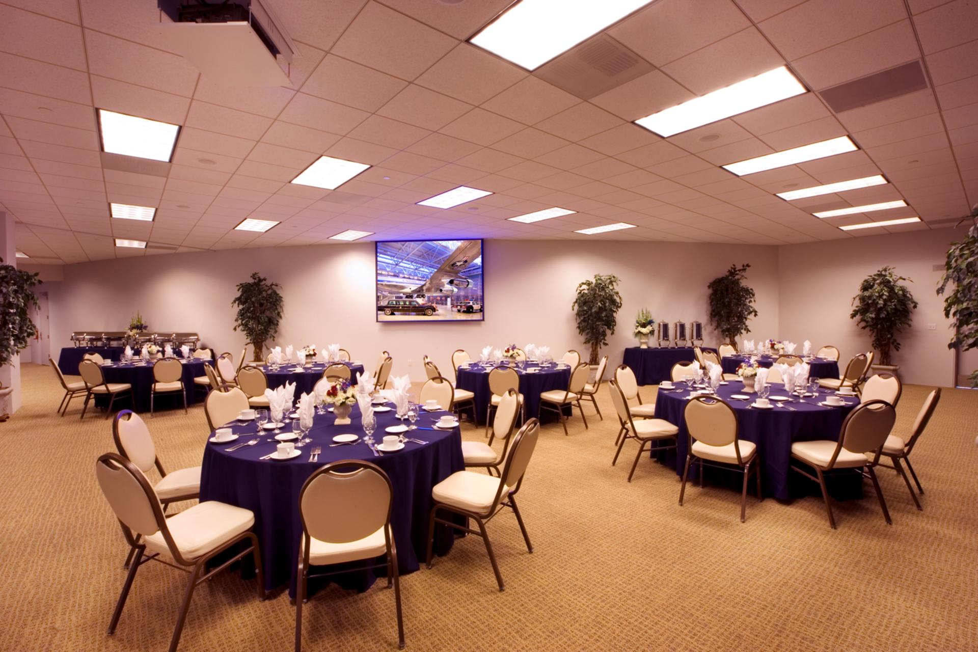 Air Force One Boardroom