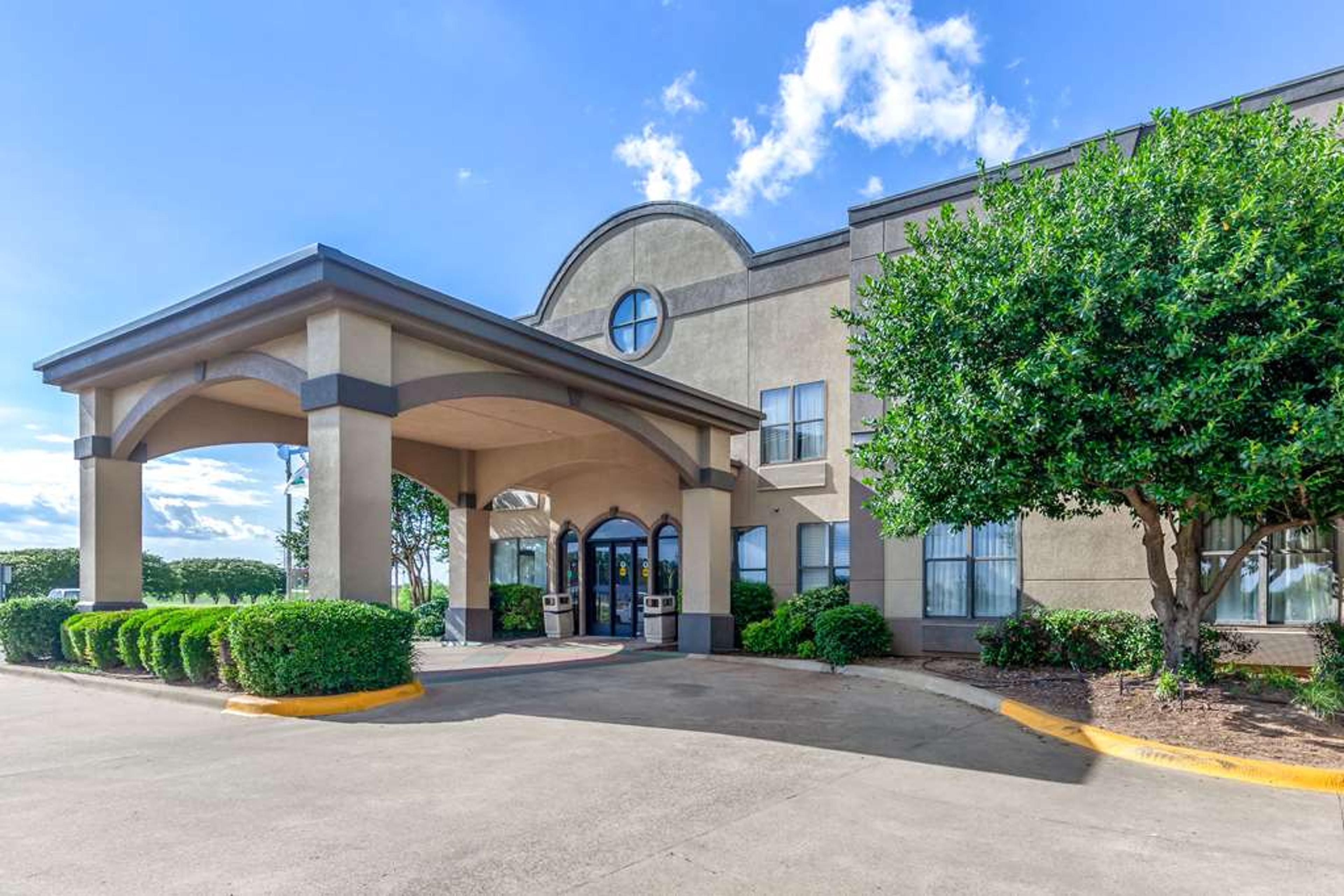 Hotel Photo 1