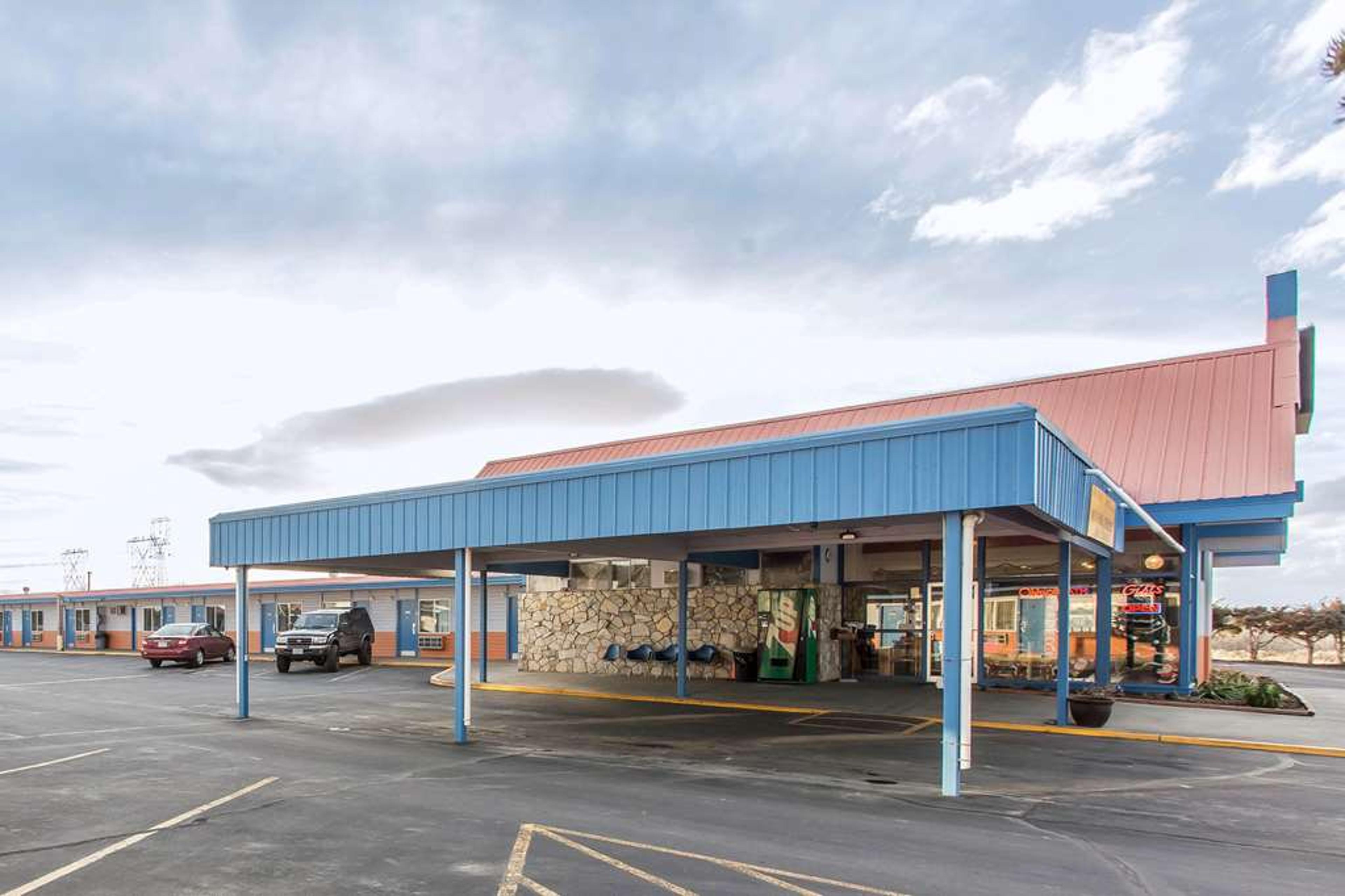 RODEWAY INN BOARDMAN - HERMISTON