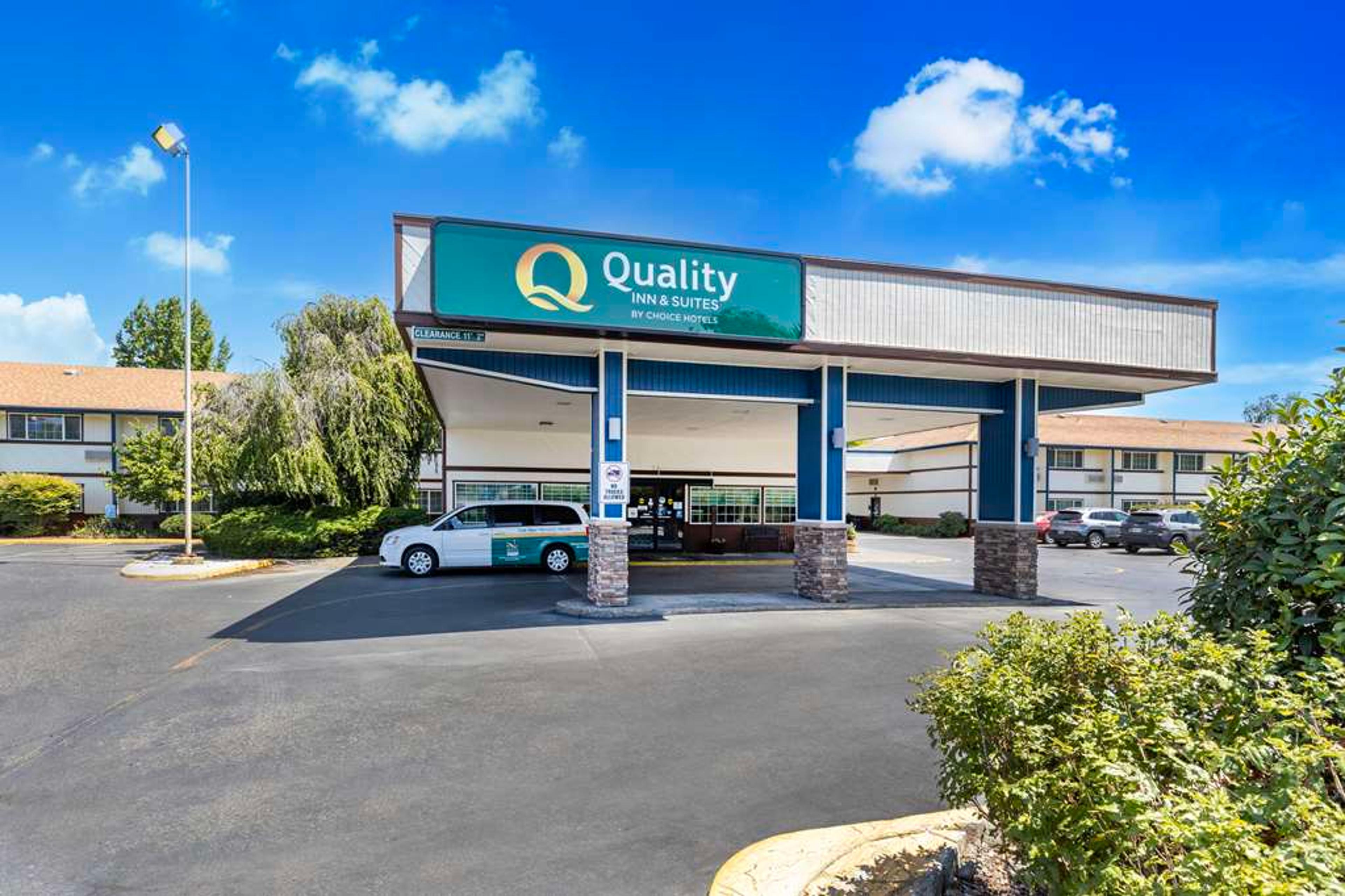 QUALITY INN AND SUITES MEDFORD AIRP