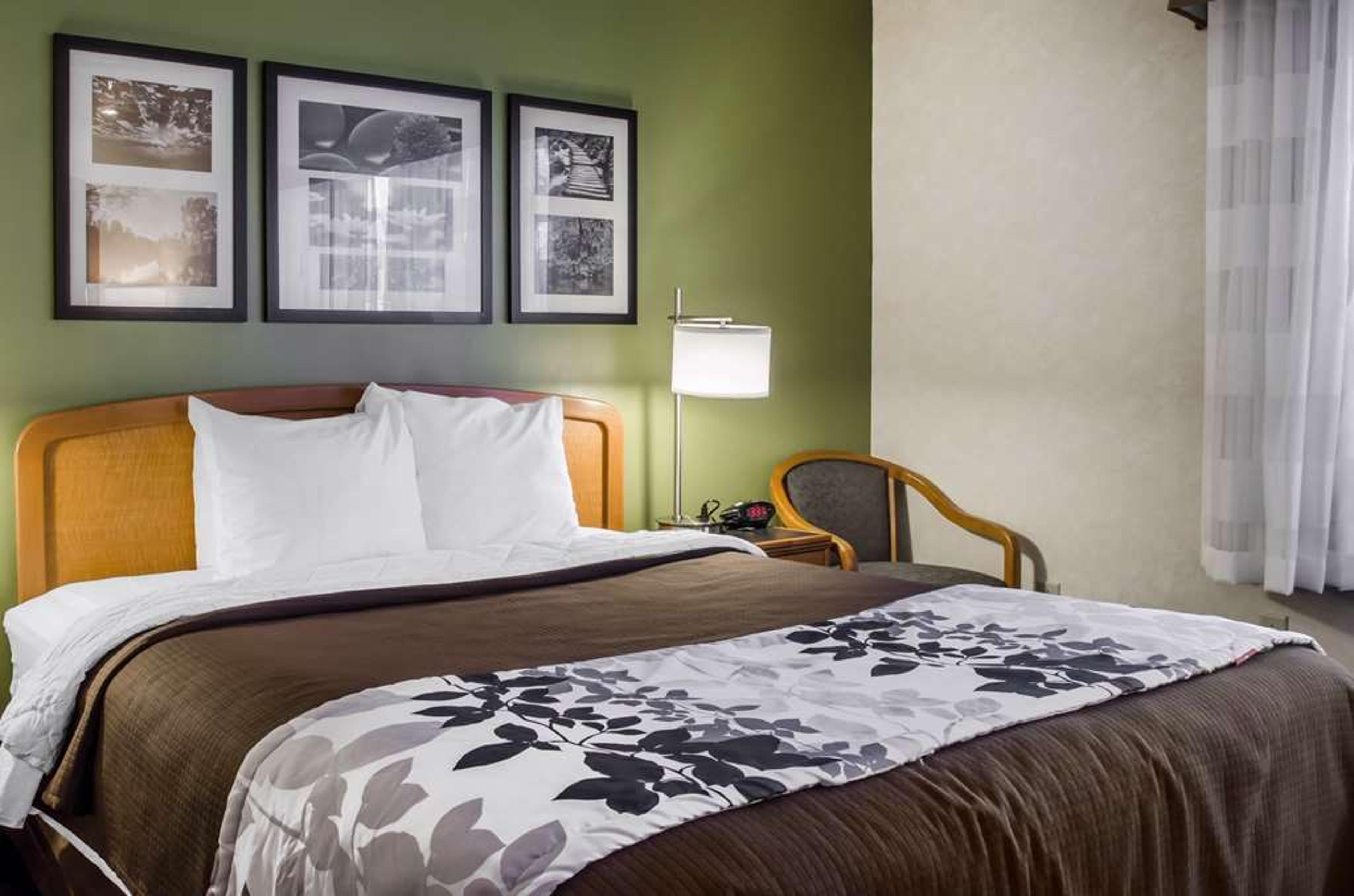 SLEEP INN AND SUITES BENSALEM
