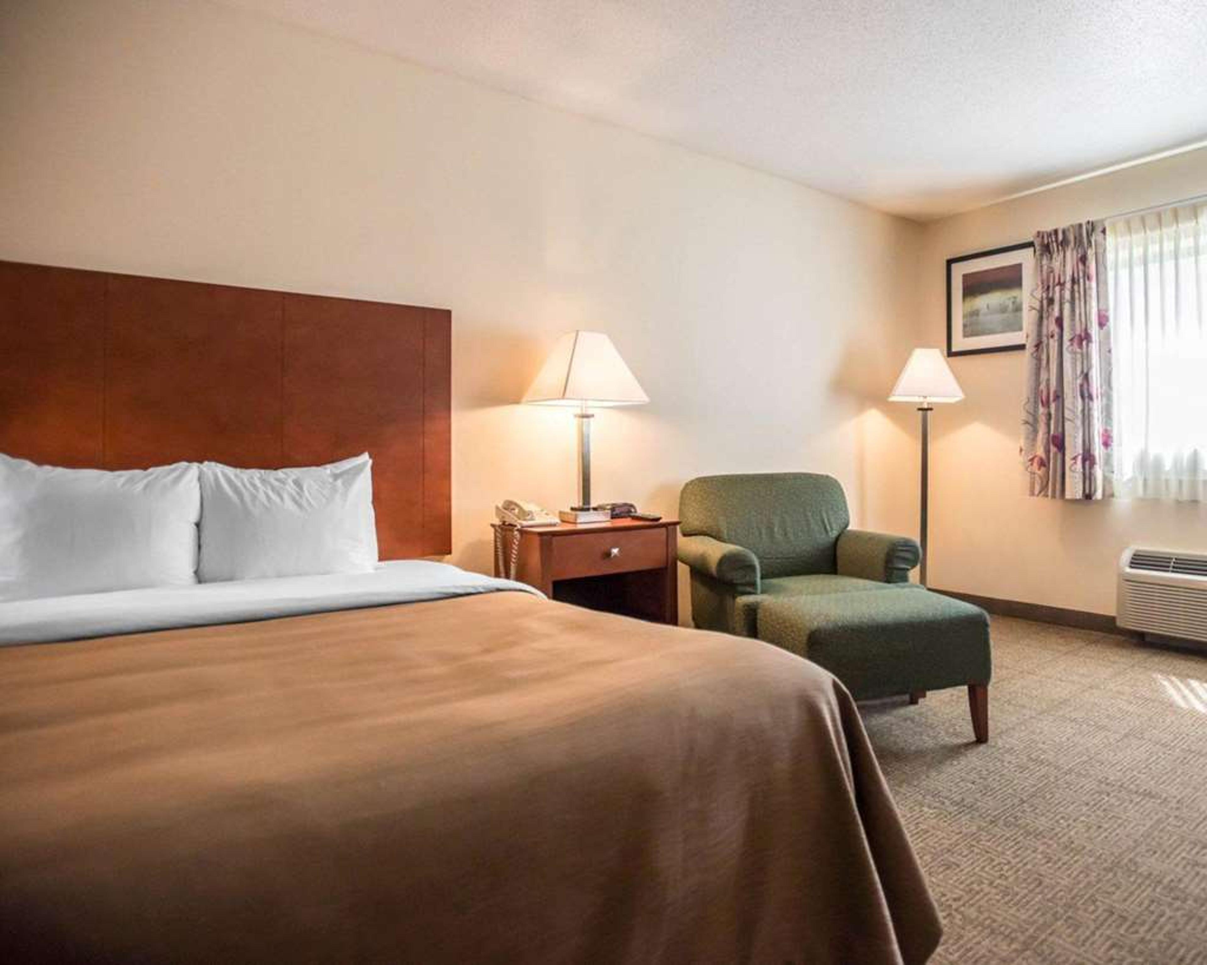 QUALITY INN NEW COLUMBIA-LEWISBURG