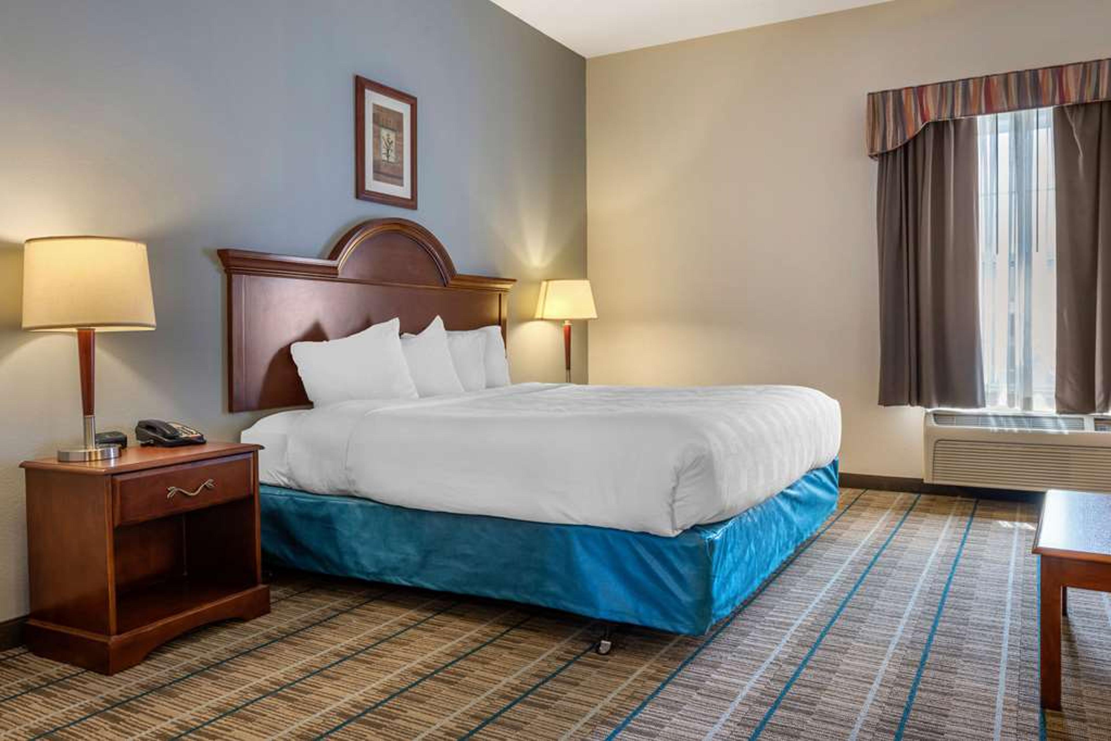 MAINSTAY SUITES GRANTVILLE - HERSHE