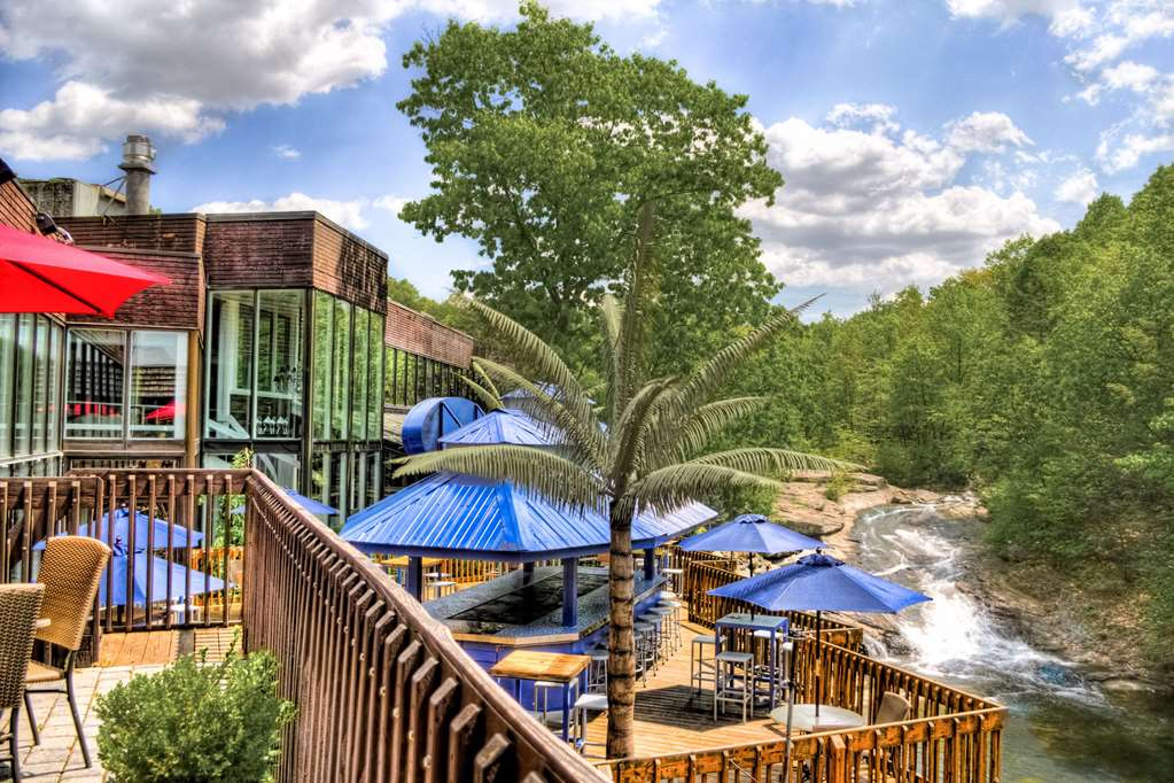THE WOODLANDS INN ASCEND HOTEL COLL