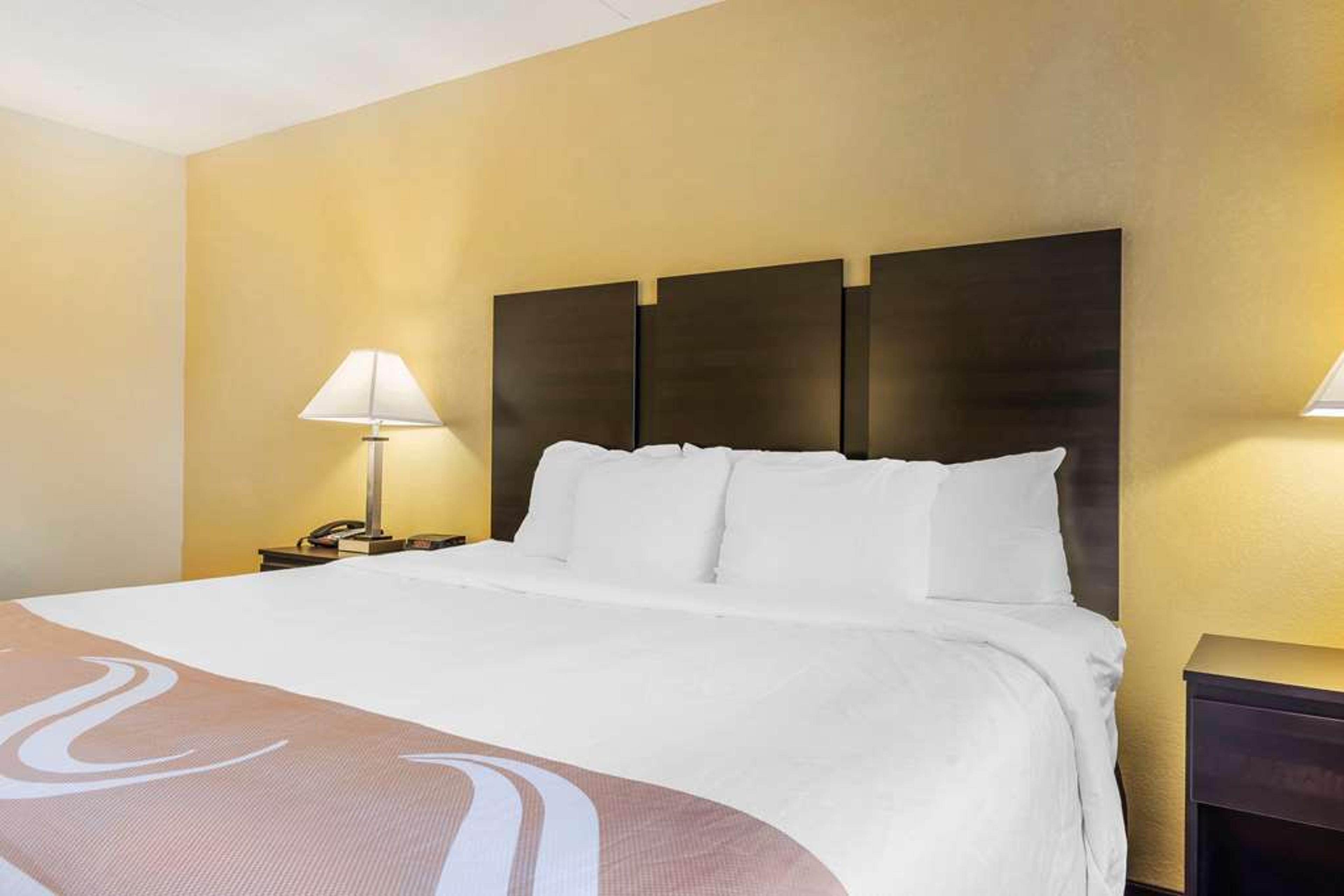 QUALITY INN AND SUITES PITTSBURGH H