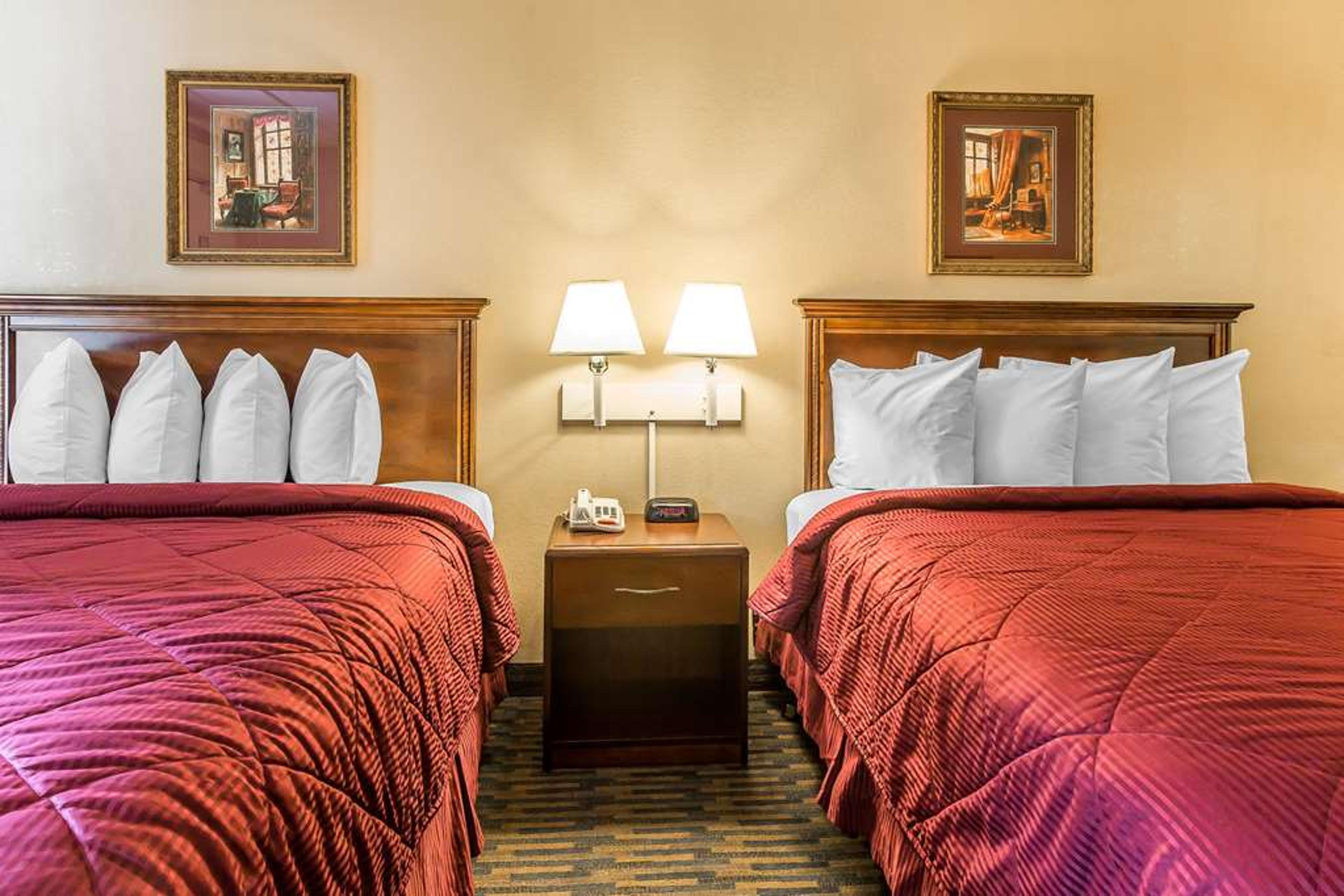 QUALITY INN AND SUITES EASLEY - GRE