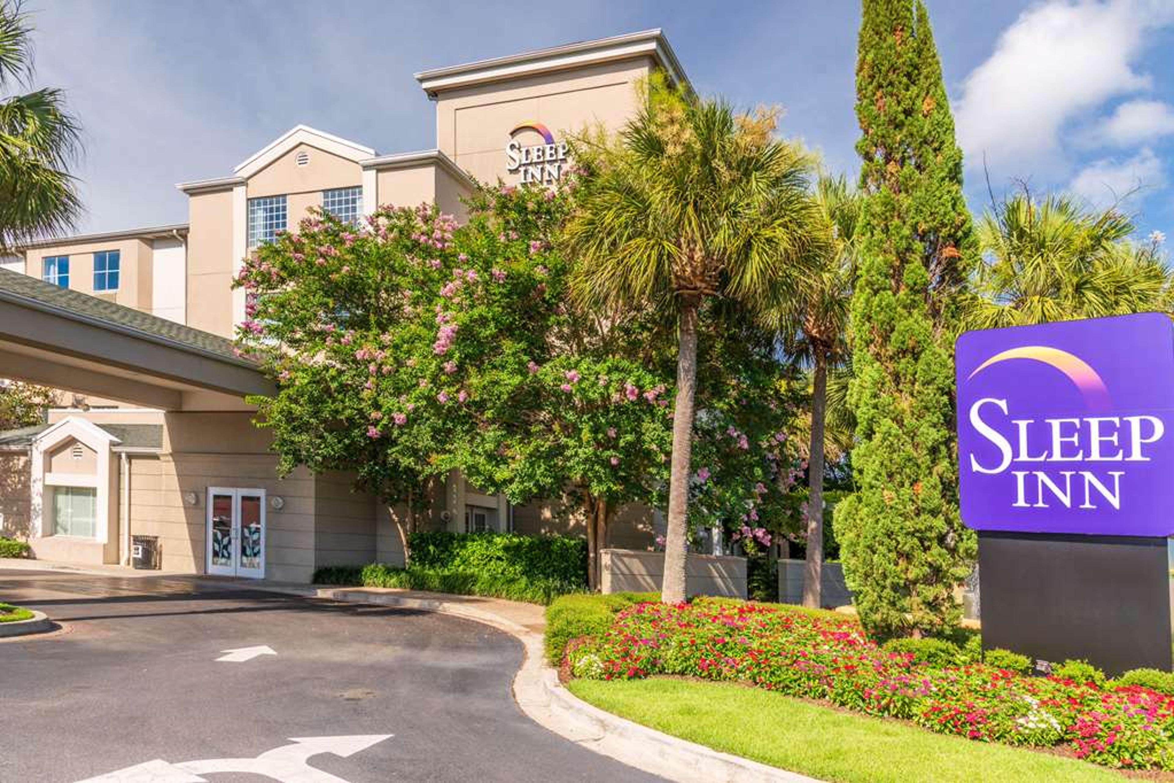 SLEEP INN CHARLESTON - WEST ASHLEY