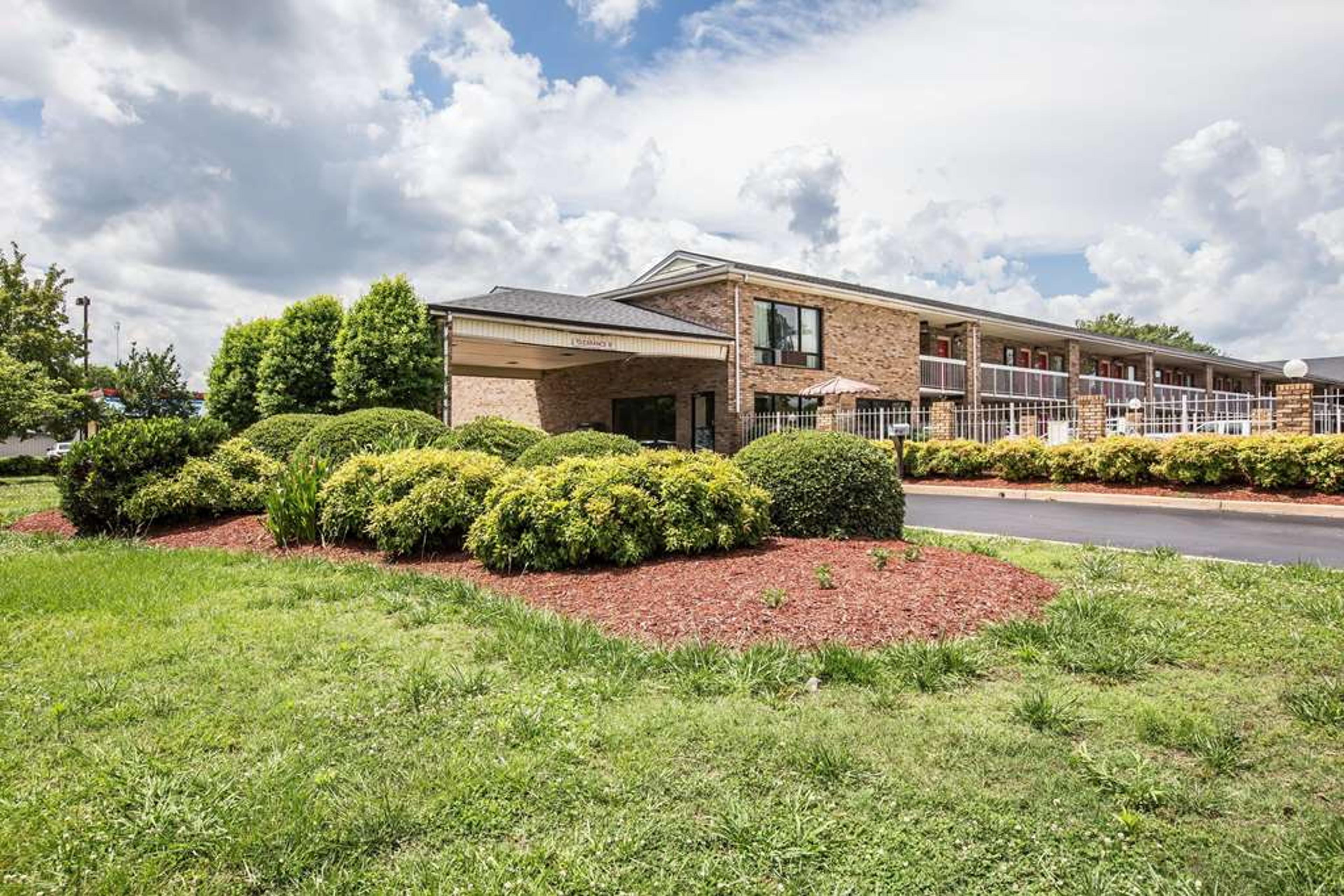 RODEWAY INN EXPO CENTER