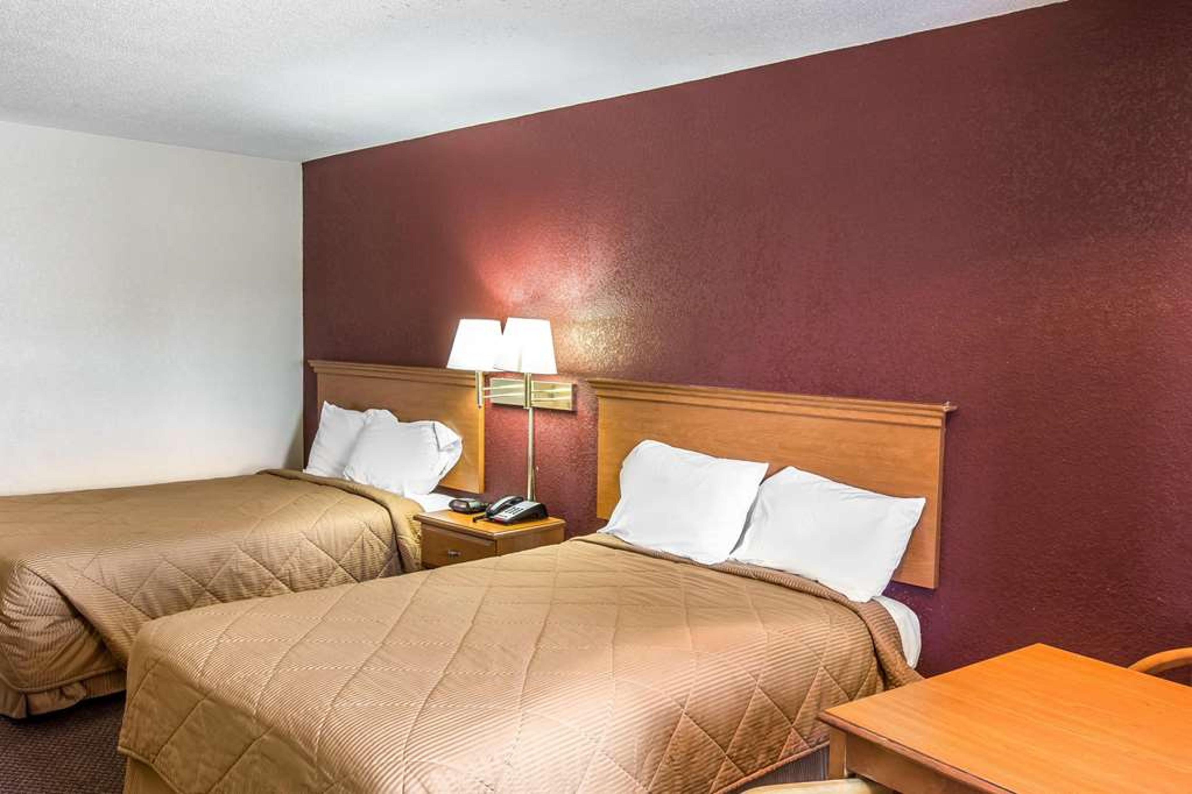 RODEWAY INN EXPO CENTER