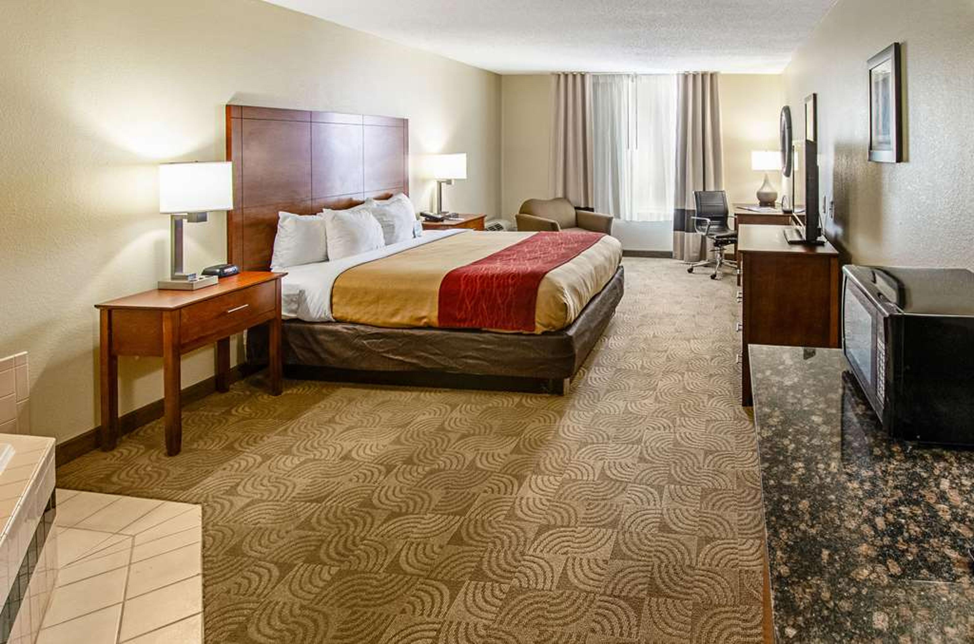 COMFORT INN AND SUITES SANTEE I-95