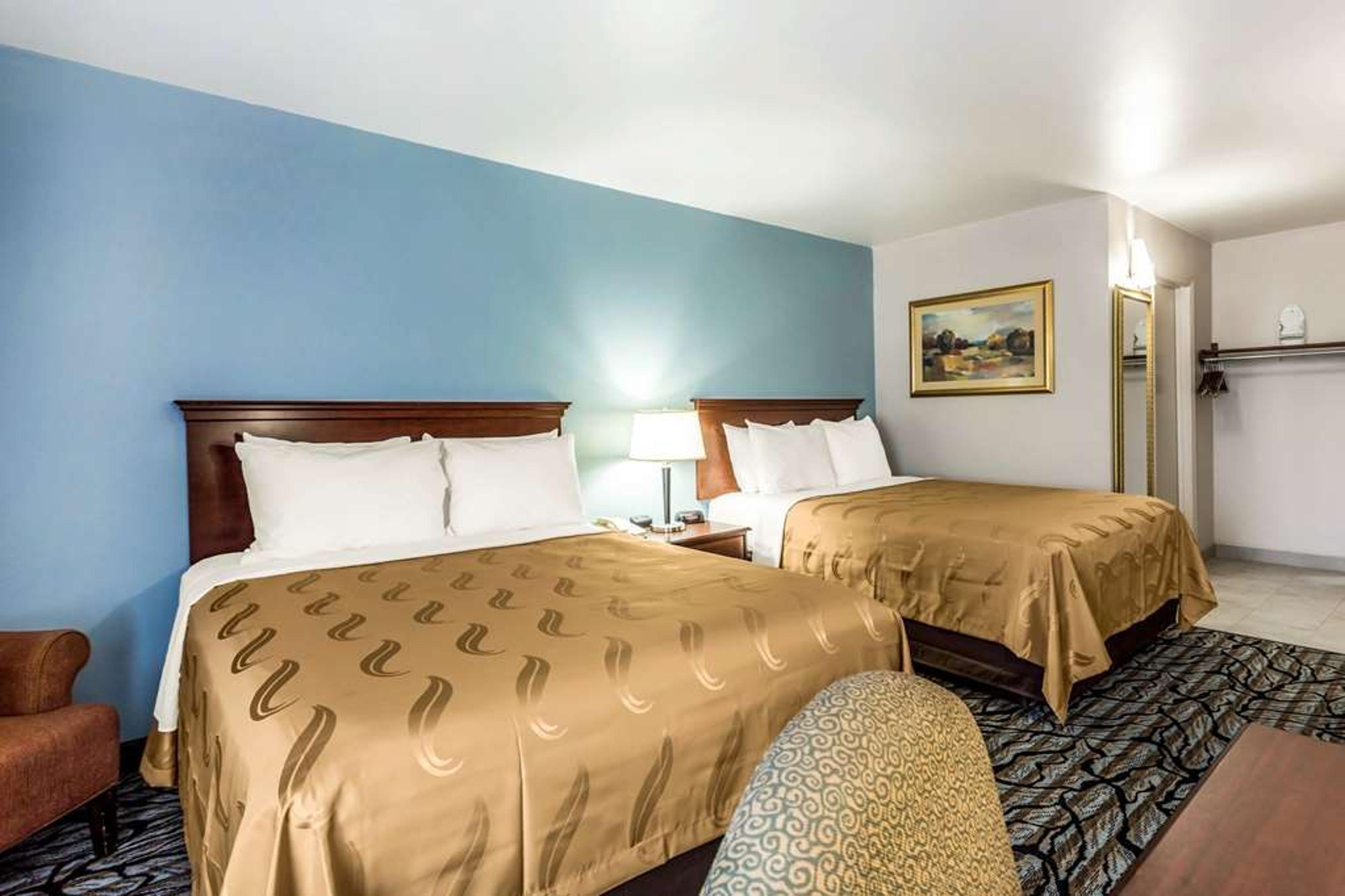 QUALITY INN AT THE PARK