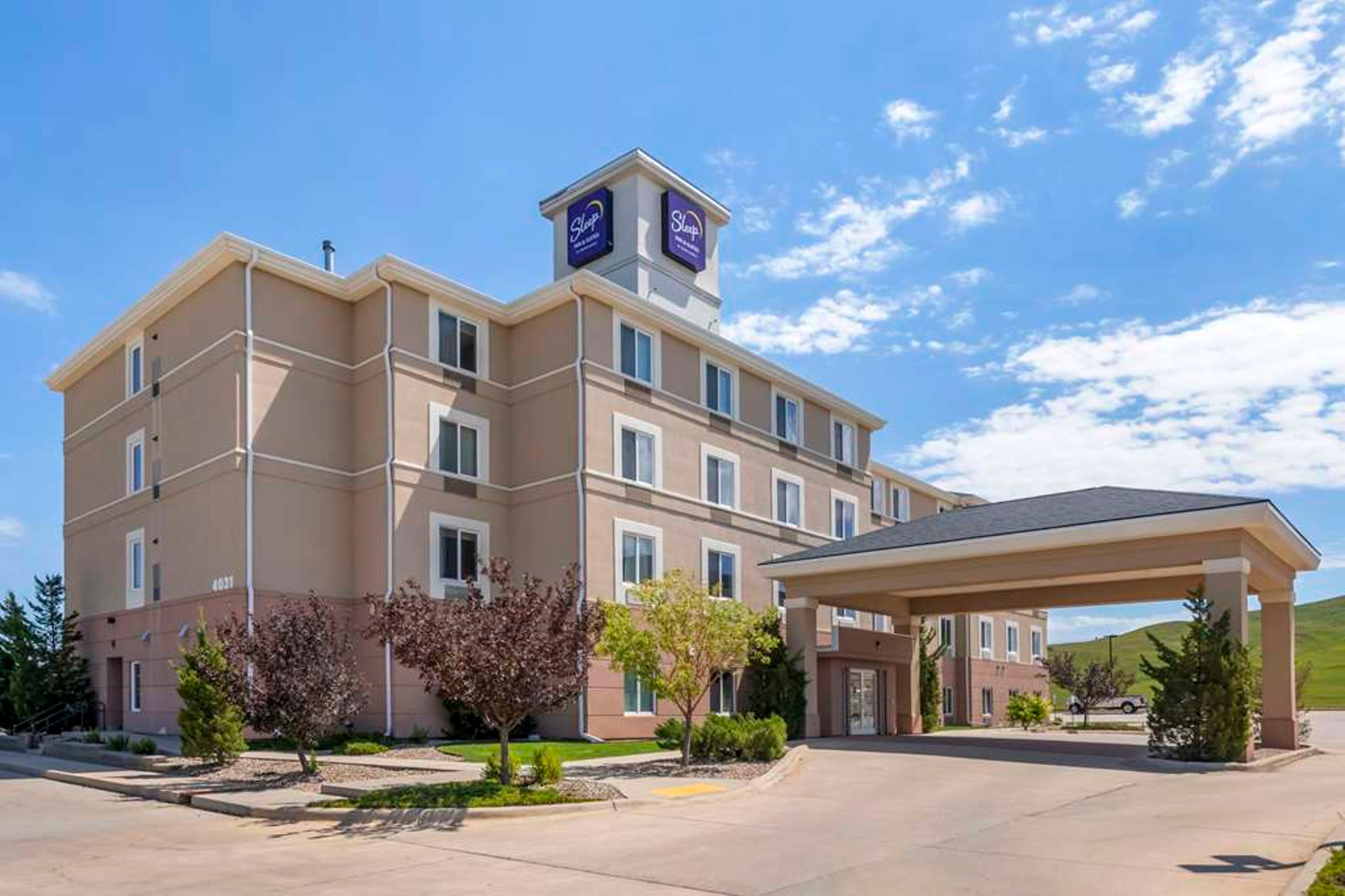 SLEEP INN AND SUITES RAPID CITY