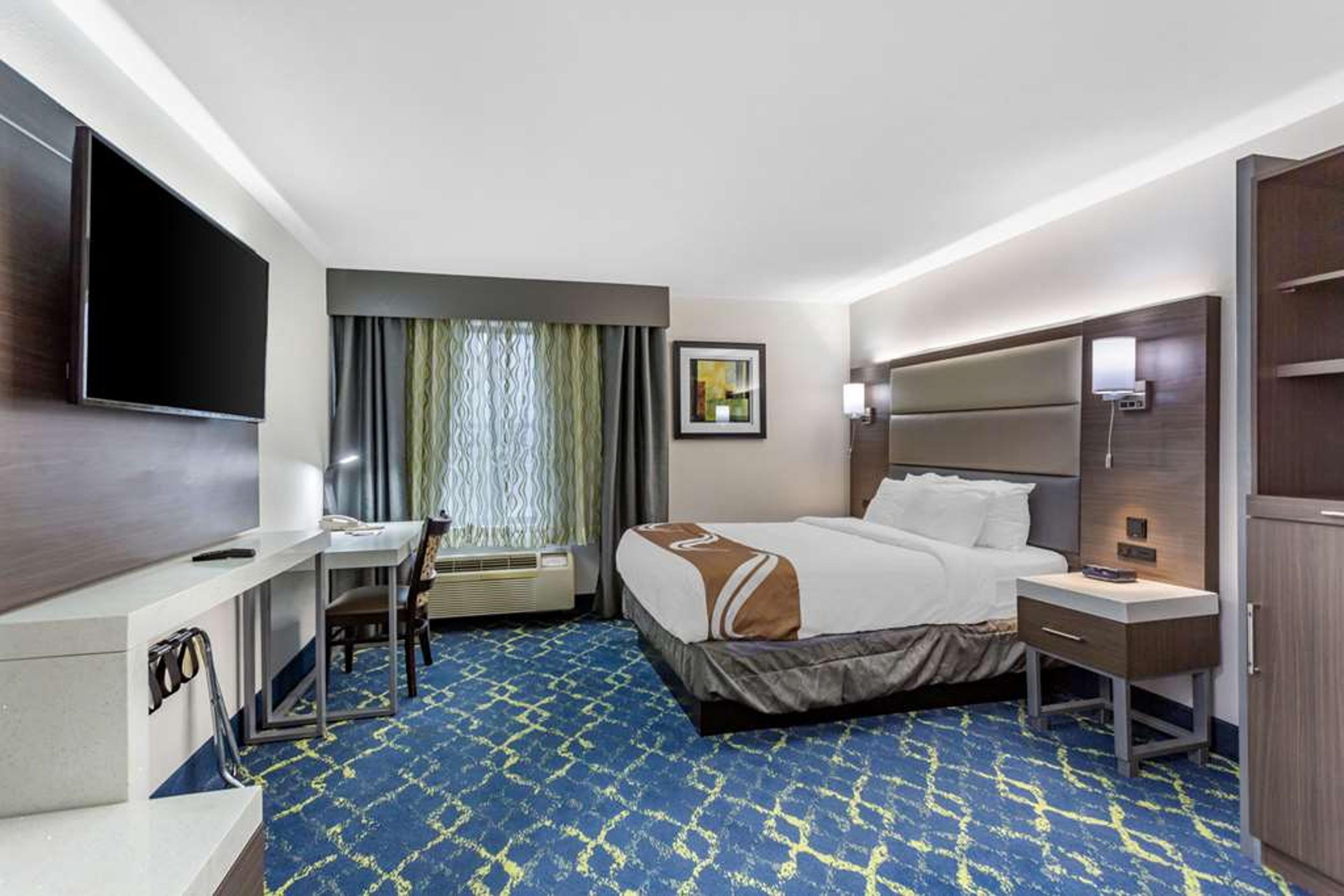 QUALITY INN MURFREESBORO