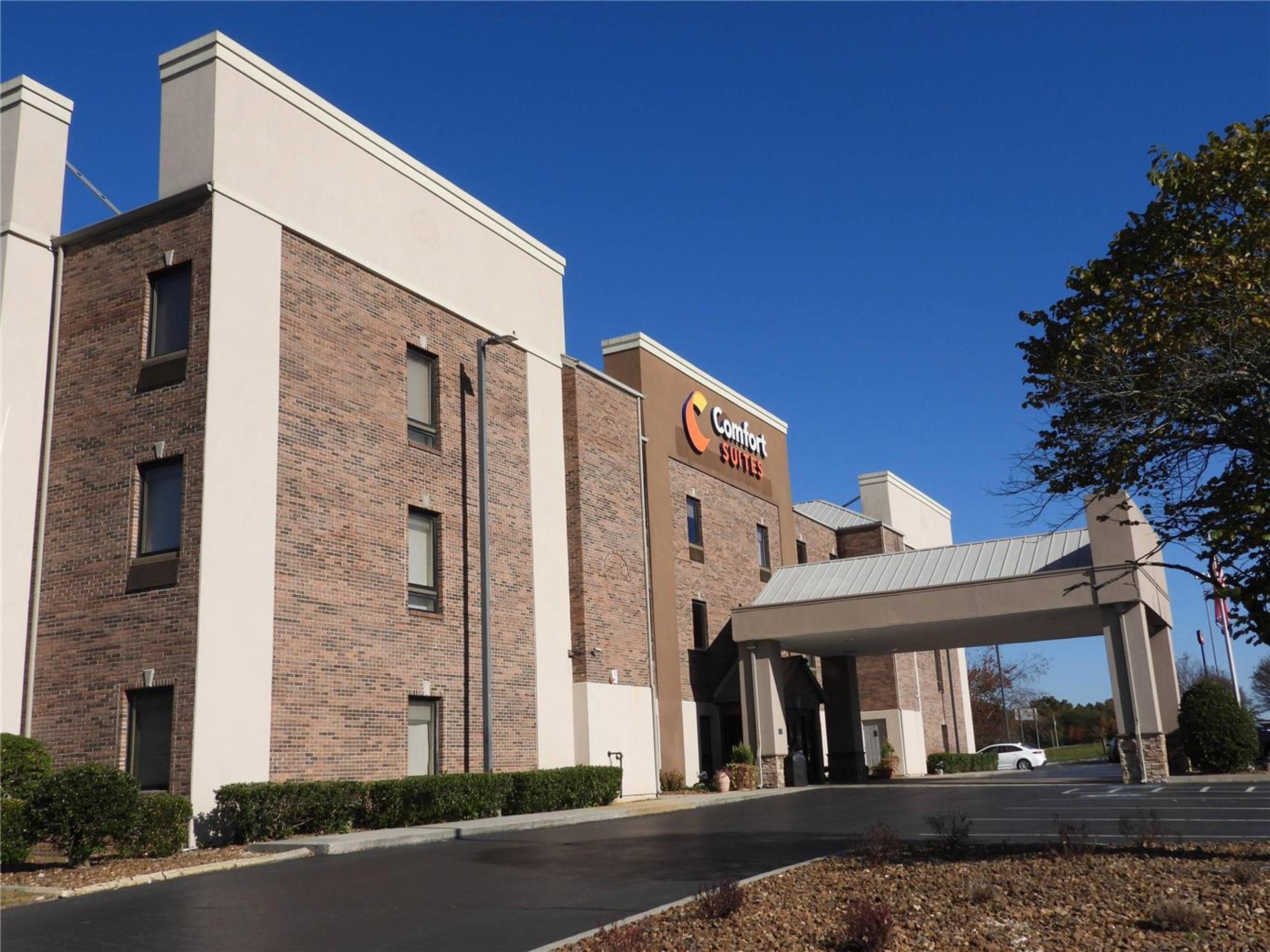 COMFORT SUITES CROSSVILLE
