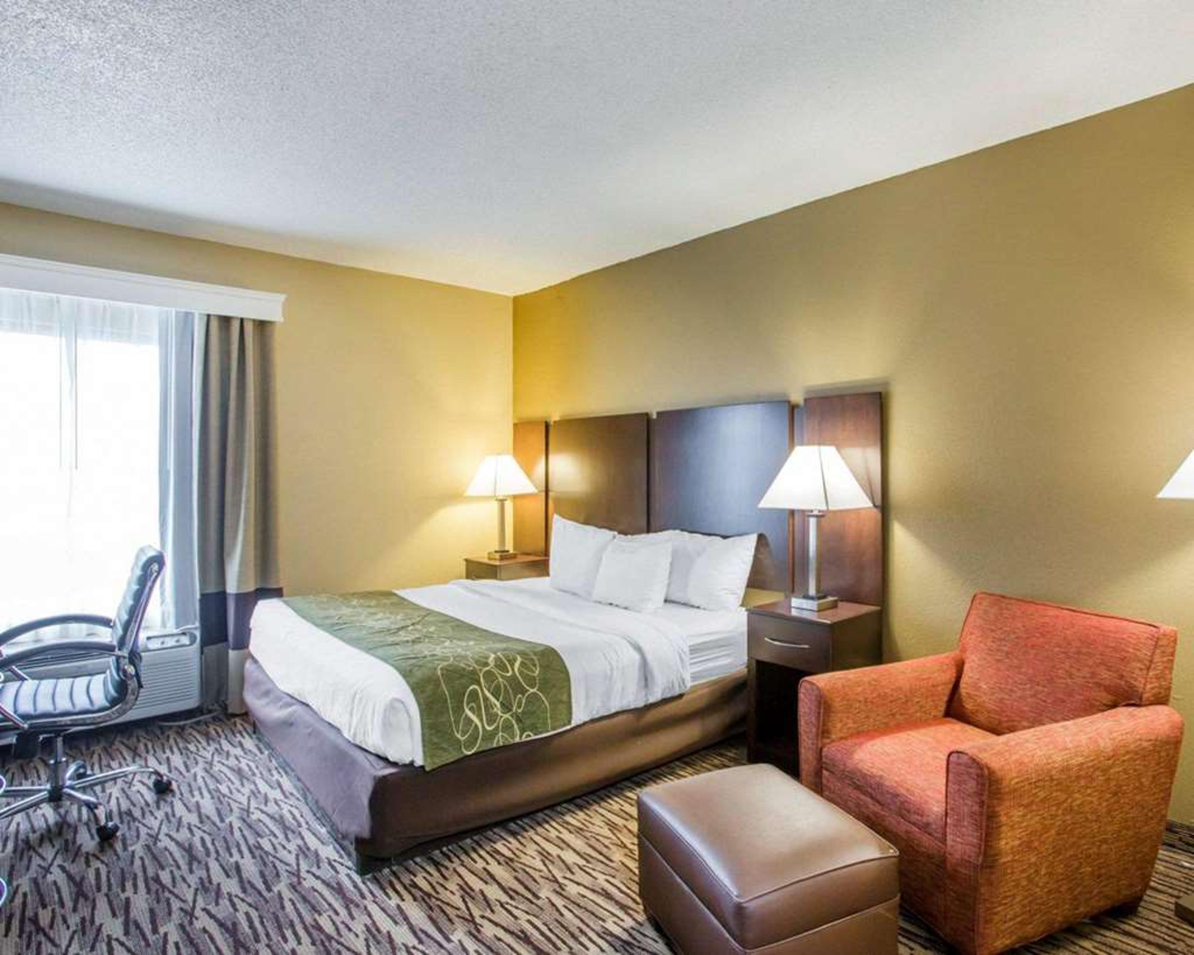 COMFORT SUITES LEBANON