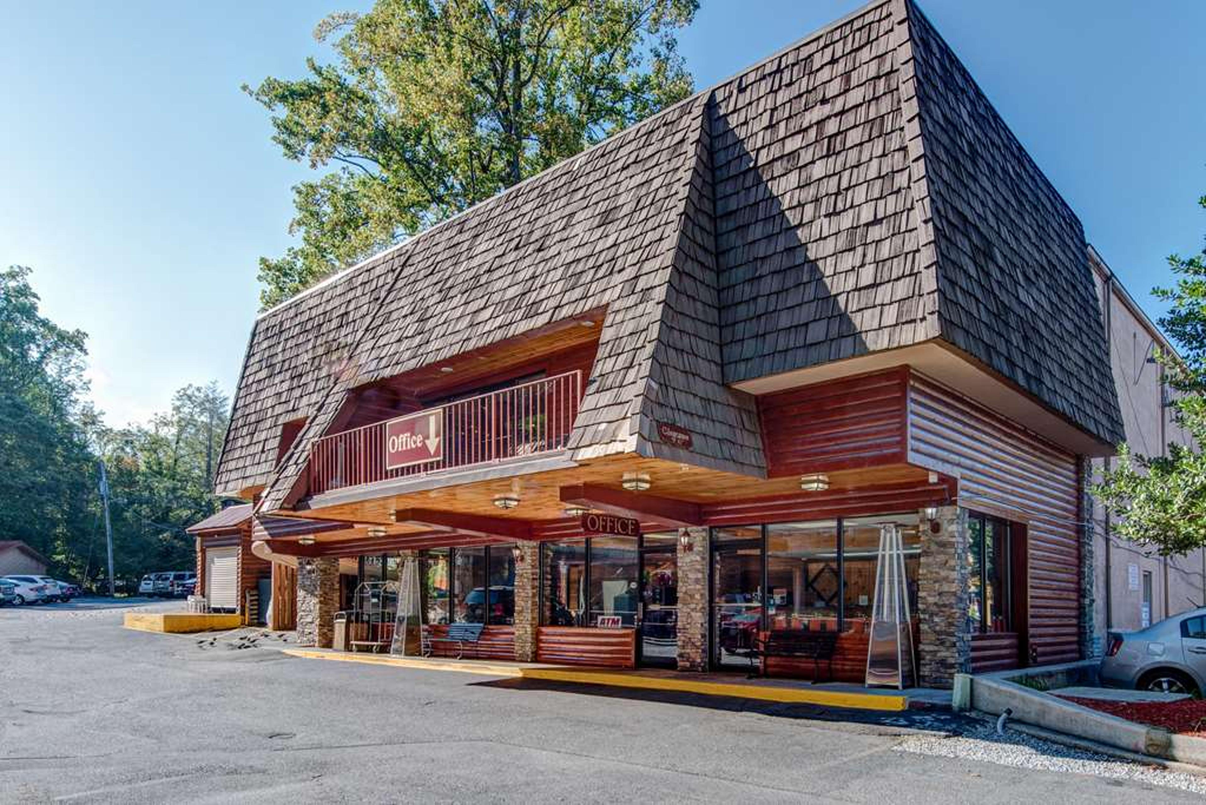 QUALITY INN CREEKSIDE - DOWNTOWN GA
