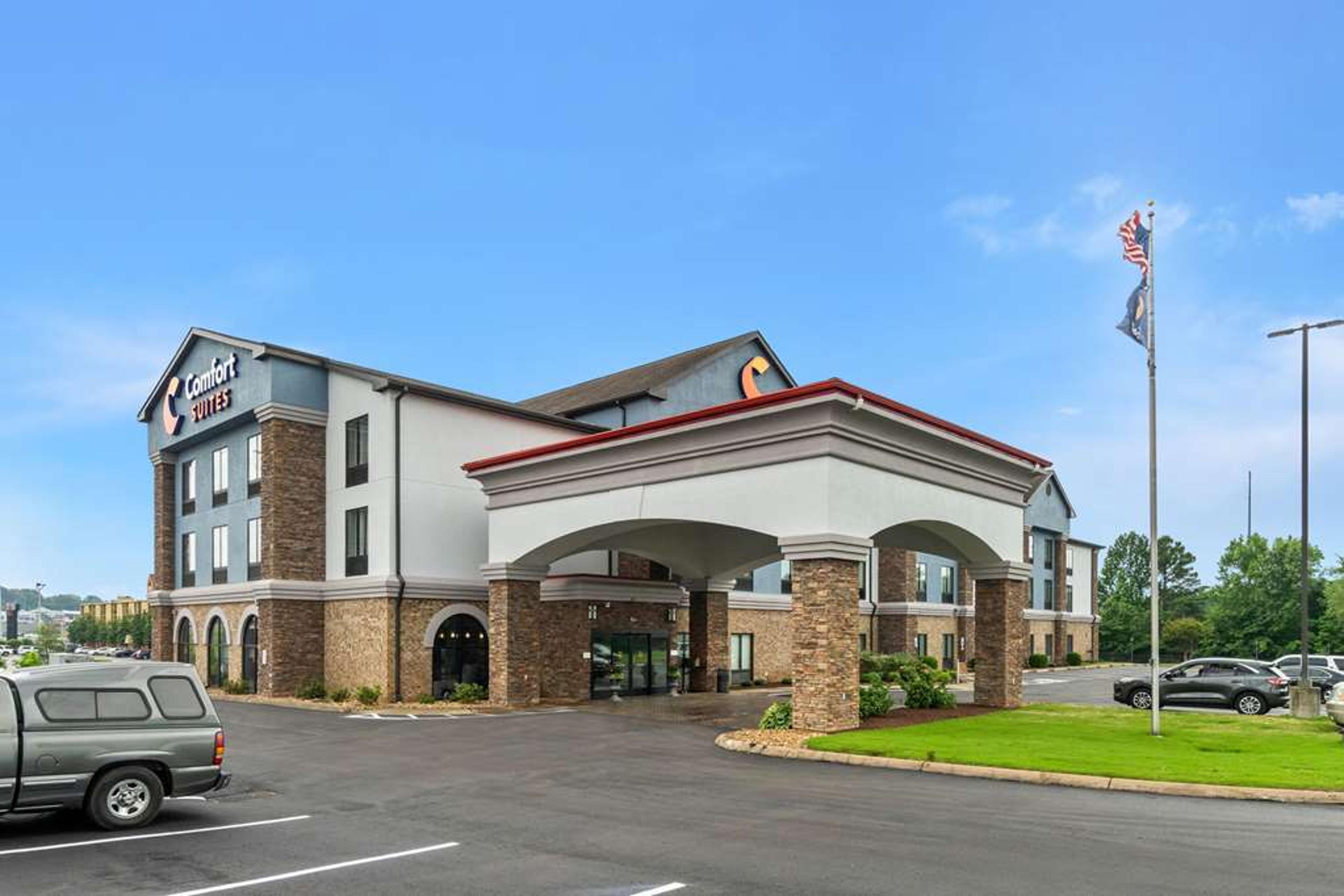 COMFORT SUITES JACKSON I-40