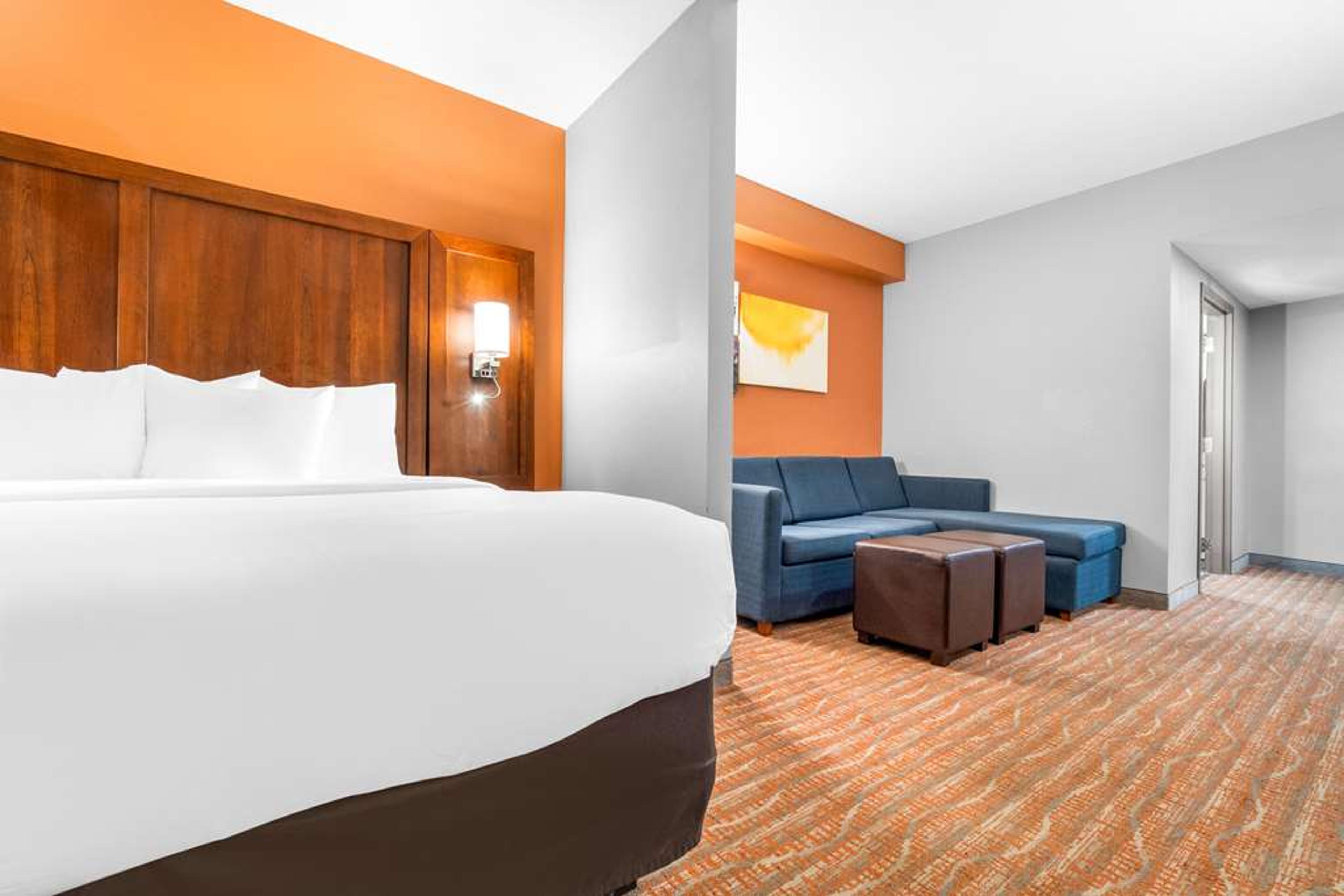COMFORT SUITES JACKSON I-40