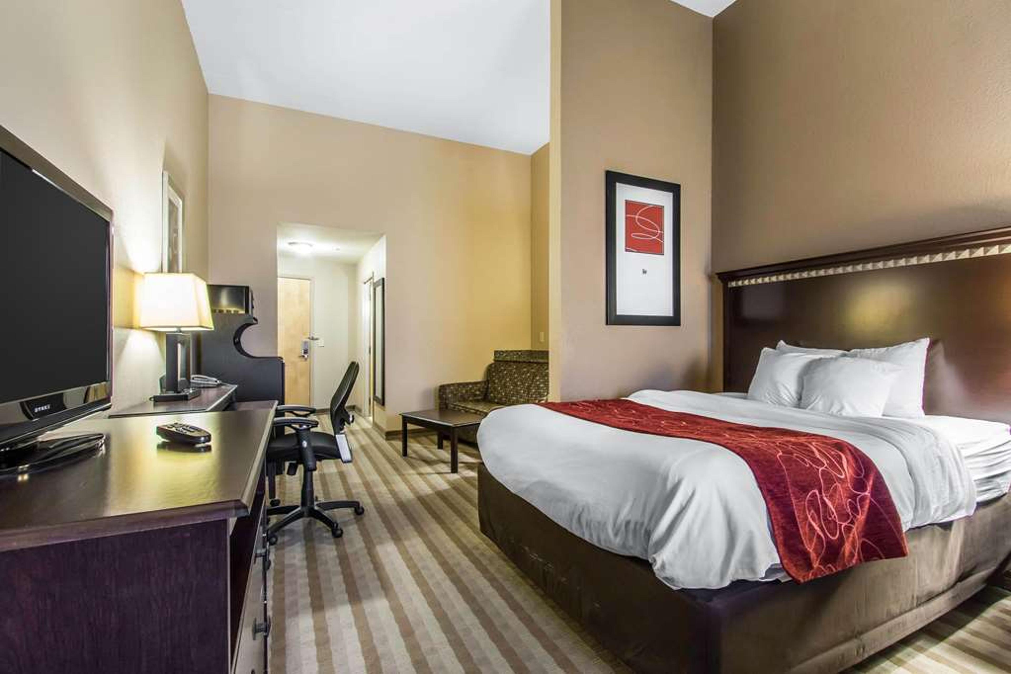COMFORT SUITES SMYRNA
