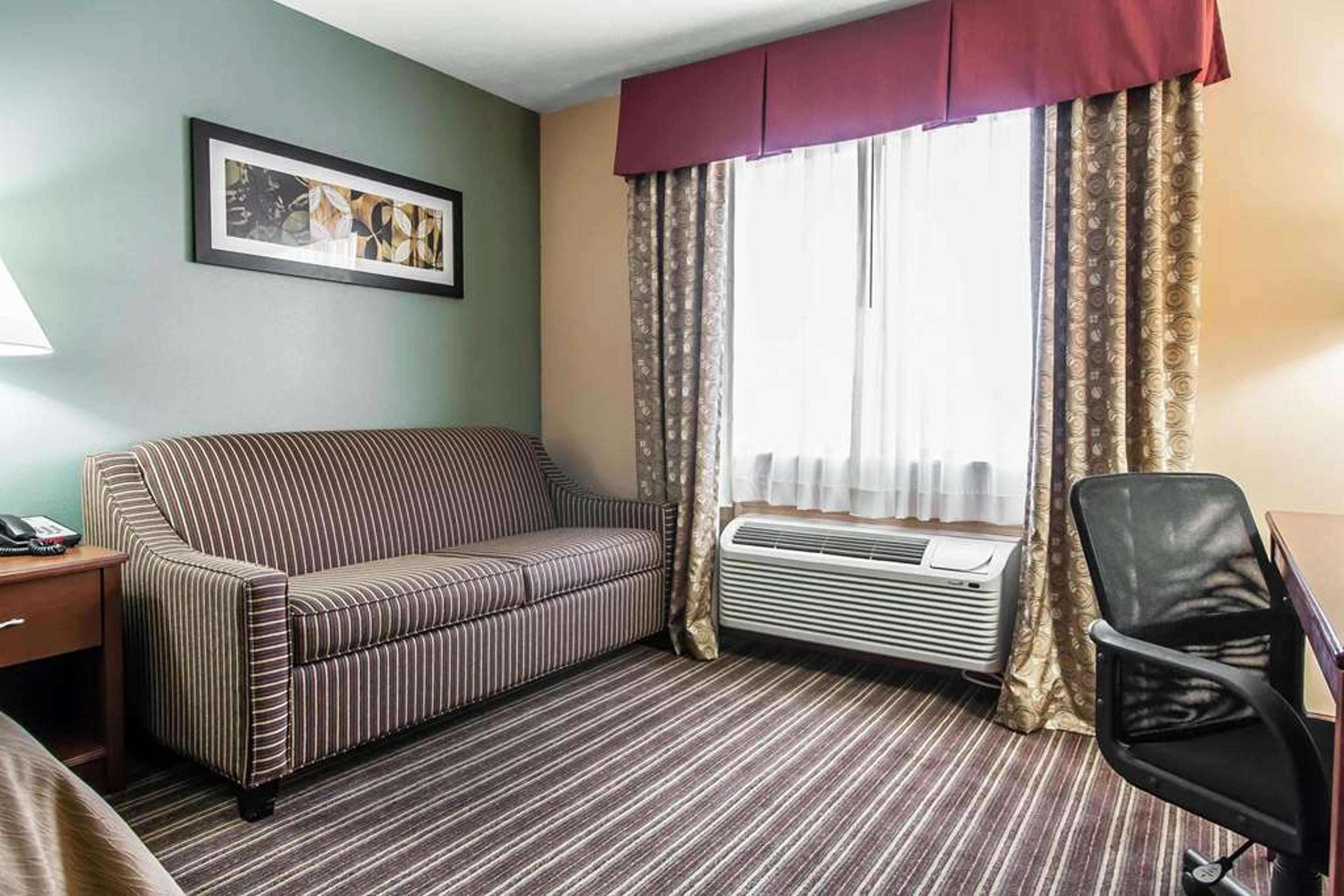 COMFORT INN JACKSON I-40