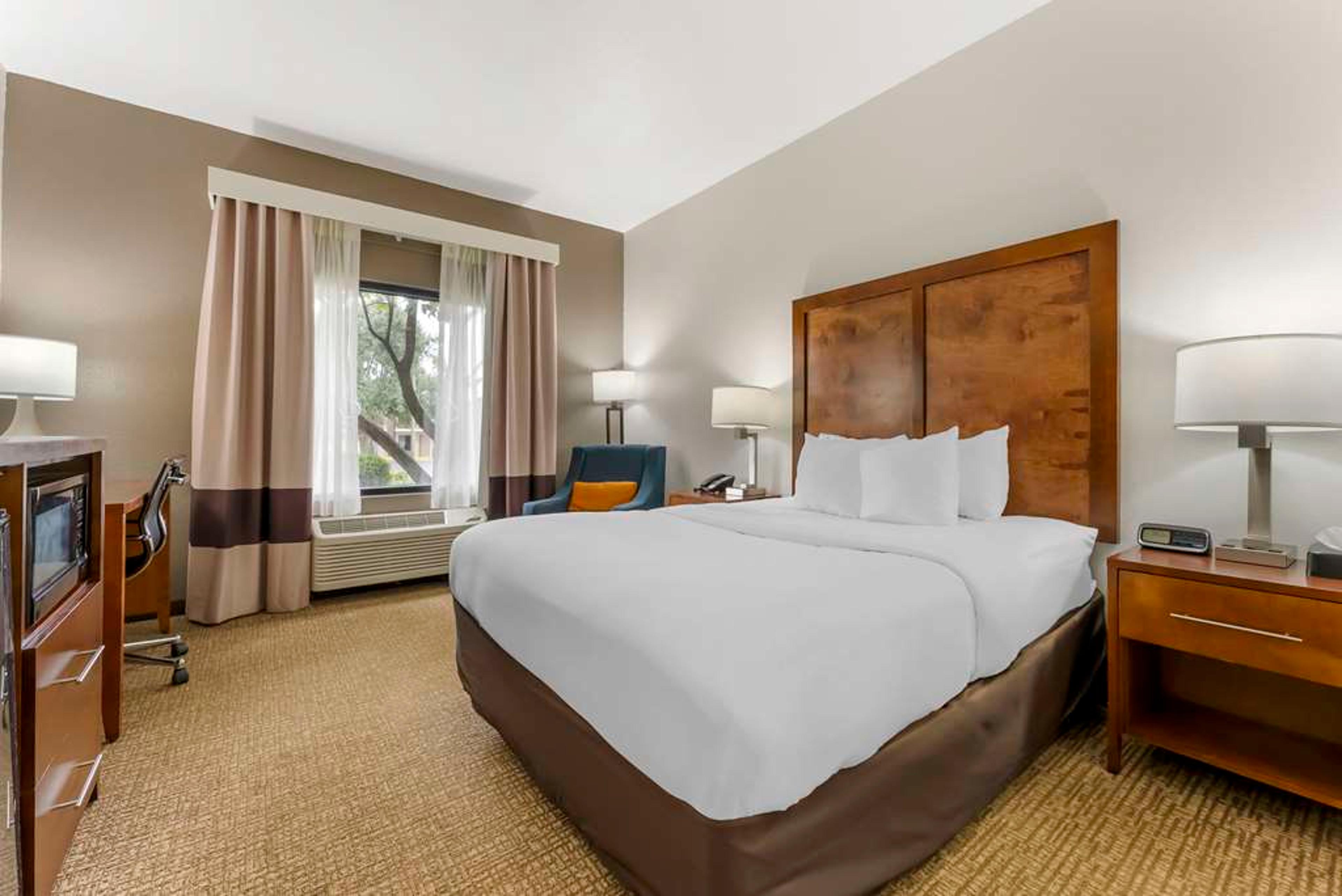 COMFORT INN BROWNSVILLE I-40