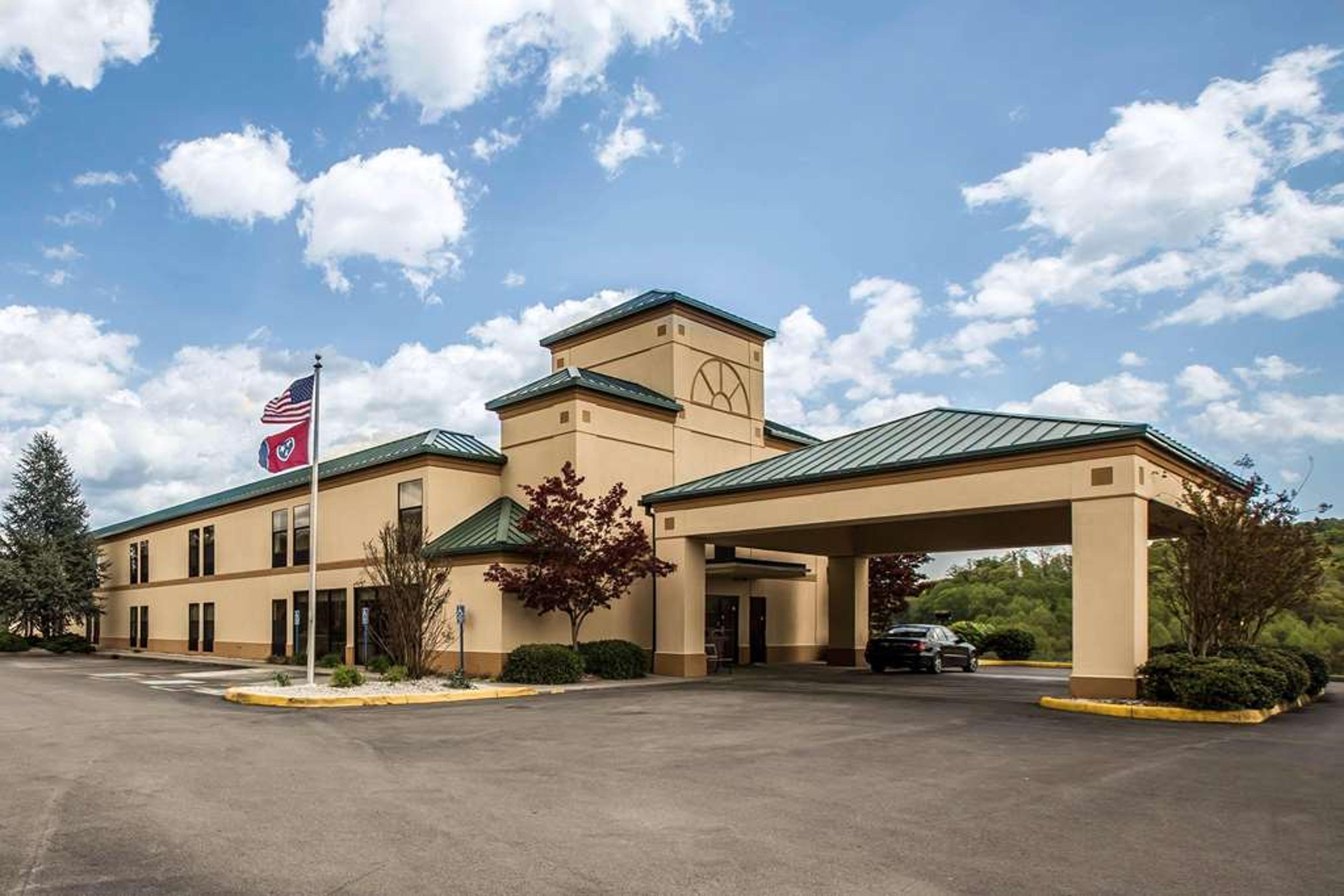QUALITY INN ROGERSVILLE