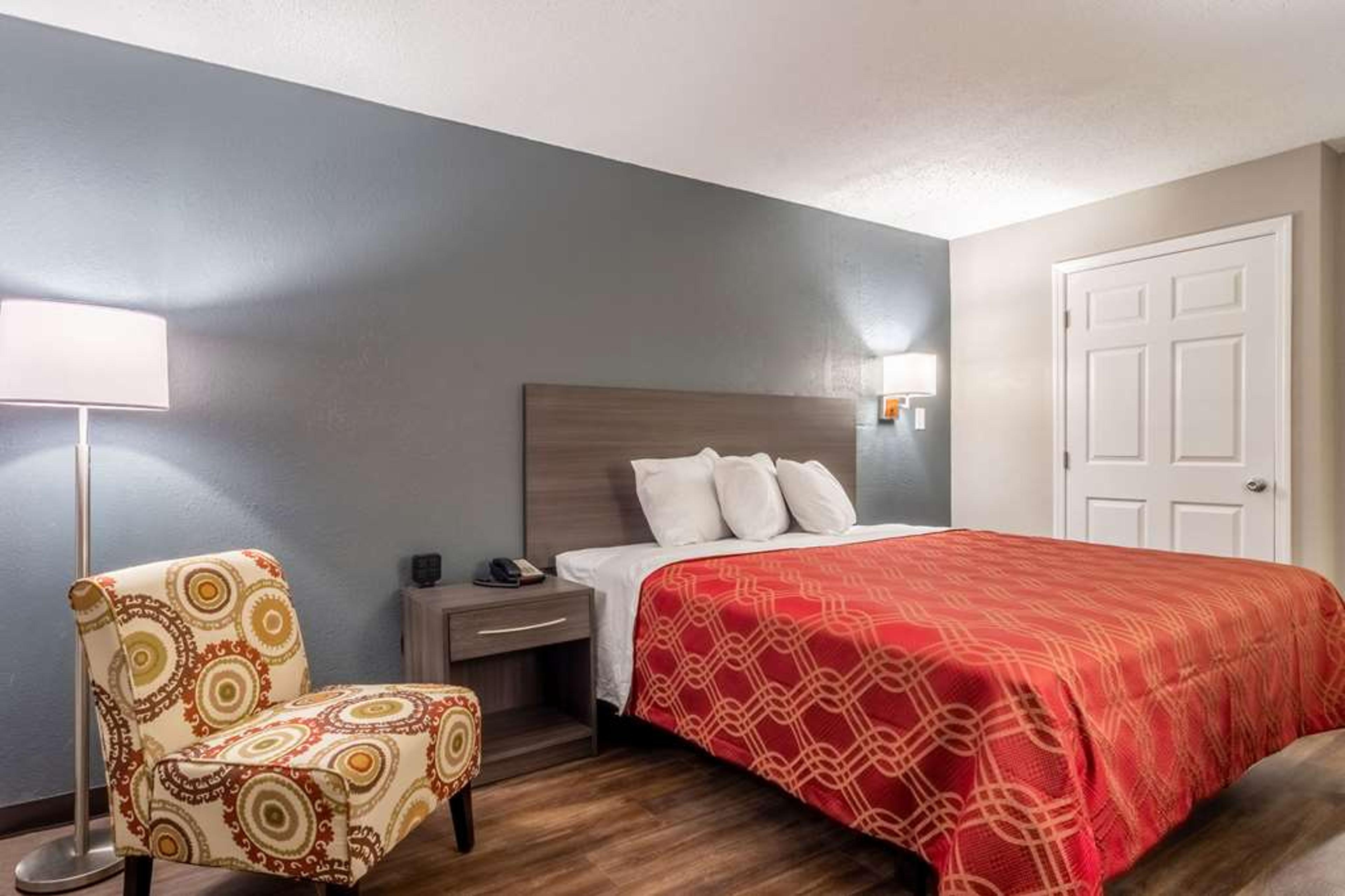 ECONO LODGE EAST RIDGE