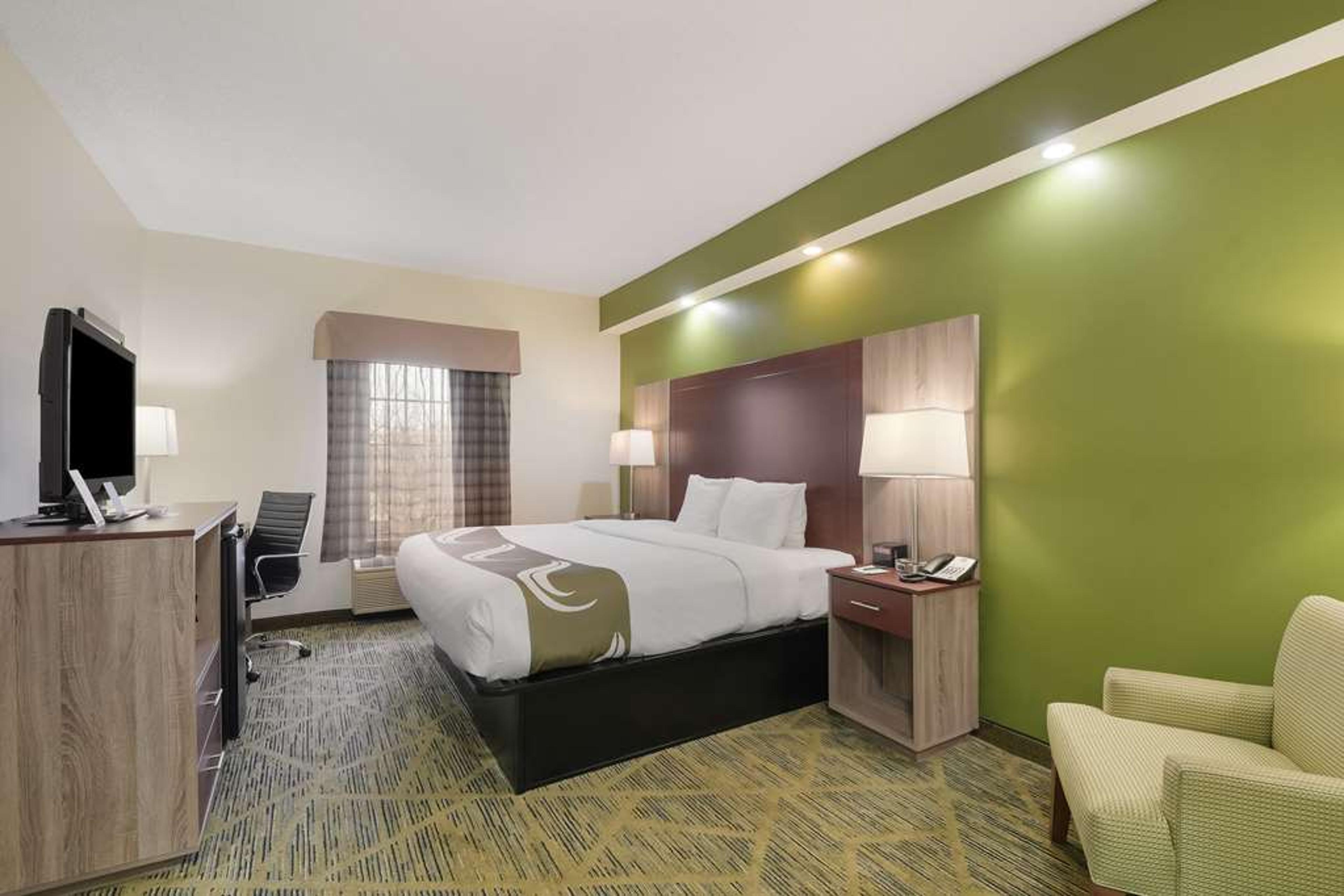 QUALITY INN ALCOA KNOXVILLE