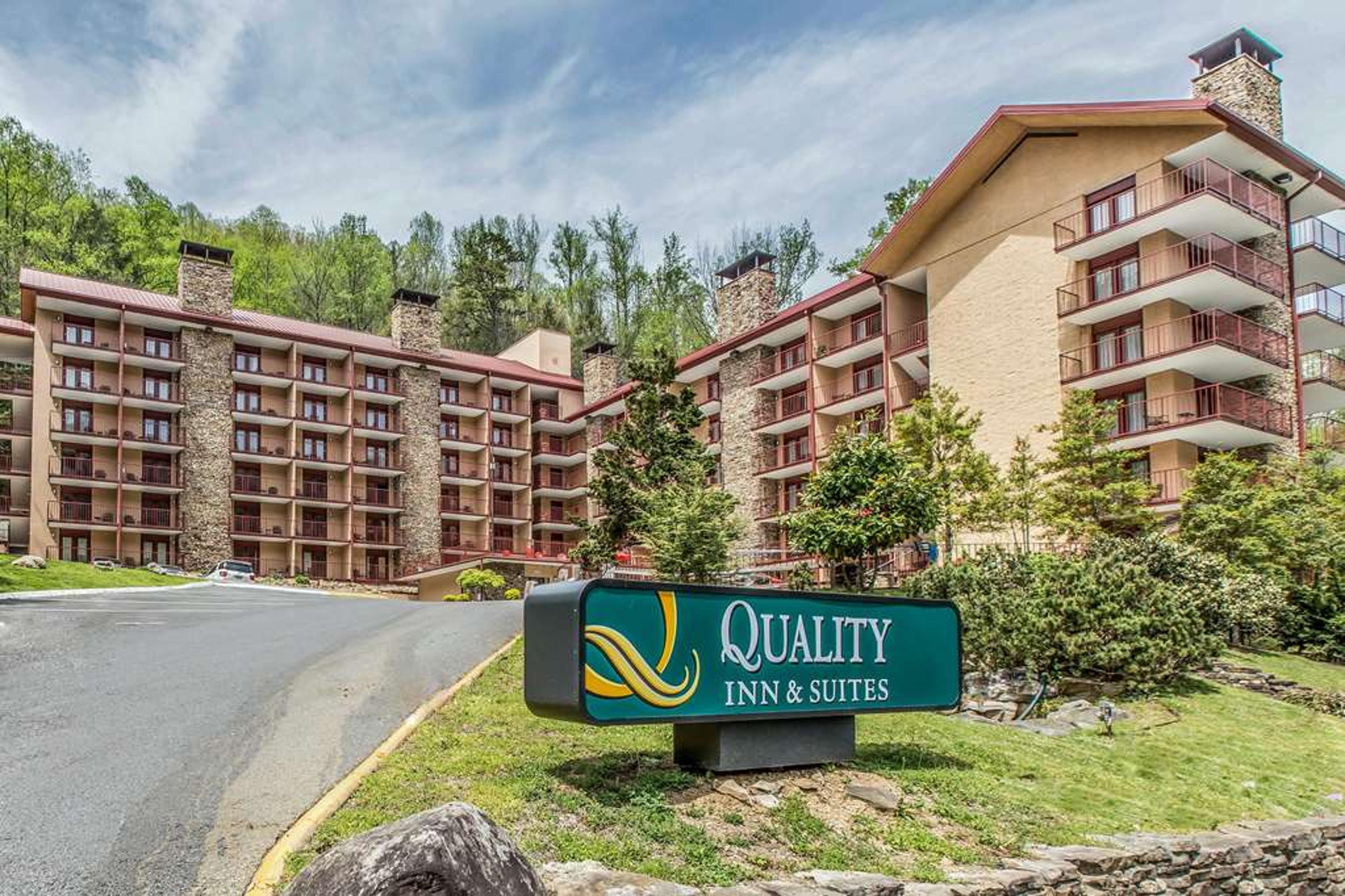 QUALITY INN & SUITES