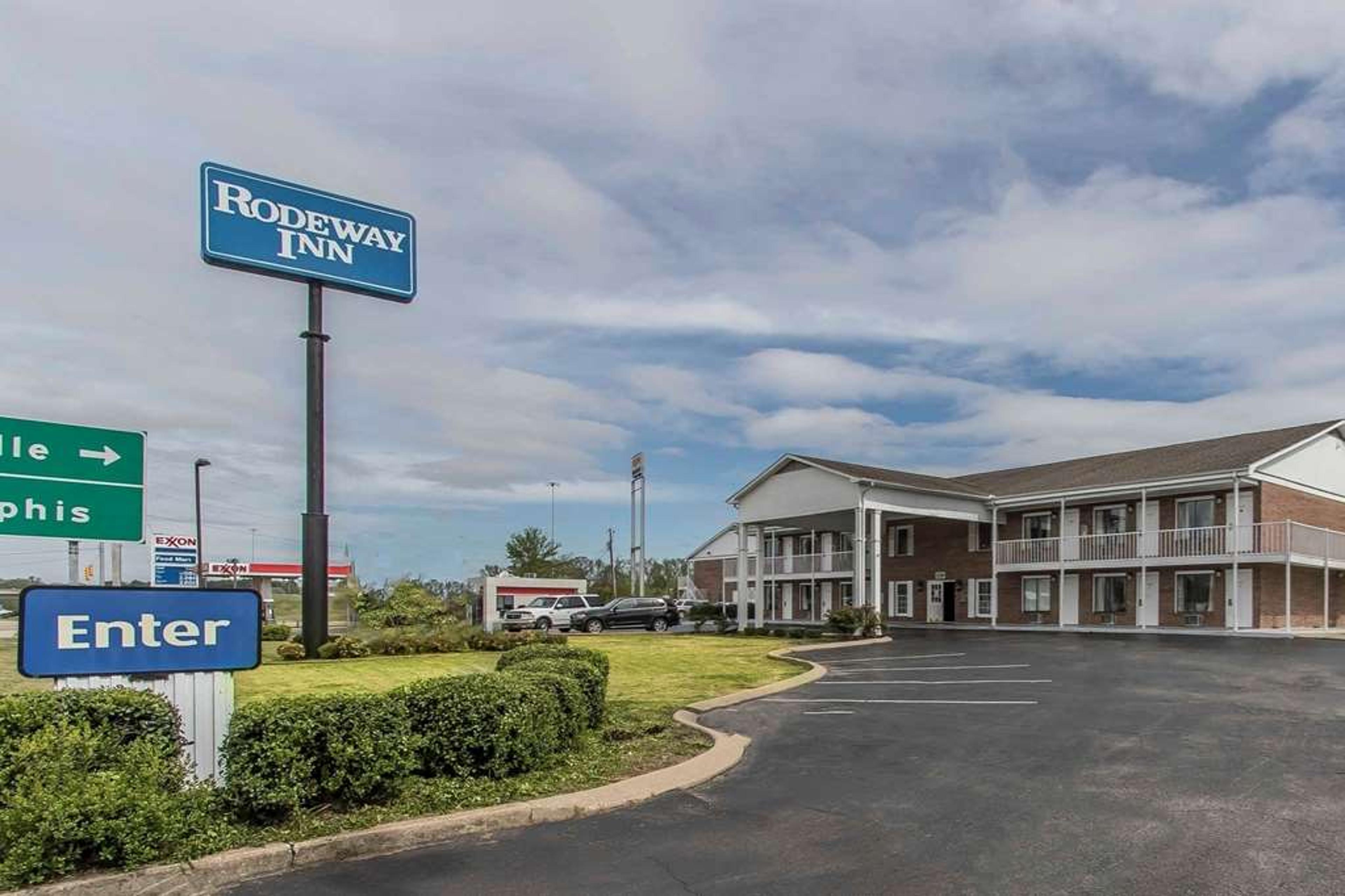 RODEWAY INN