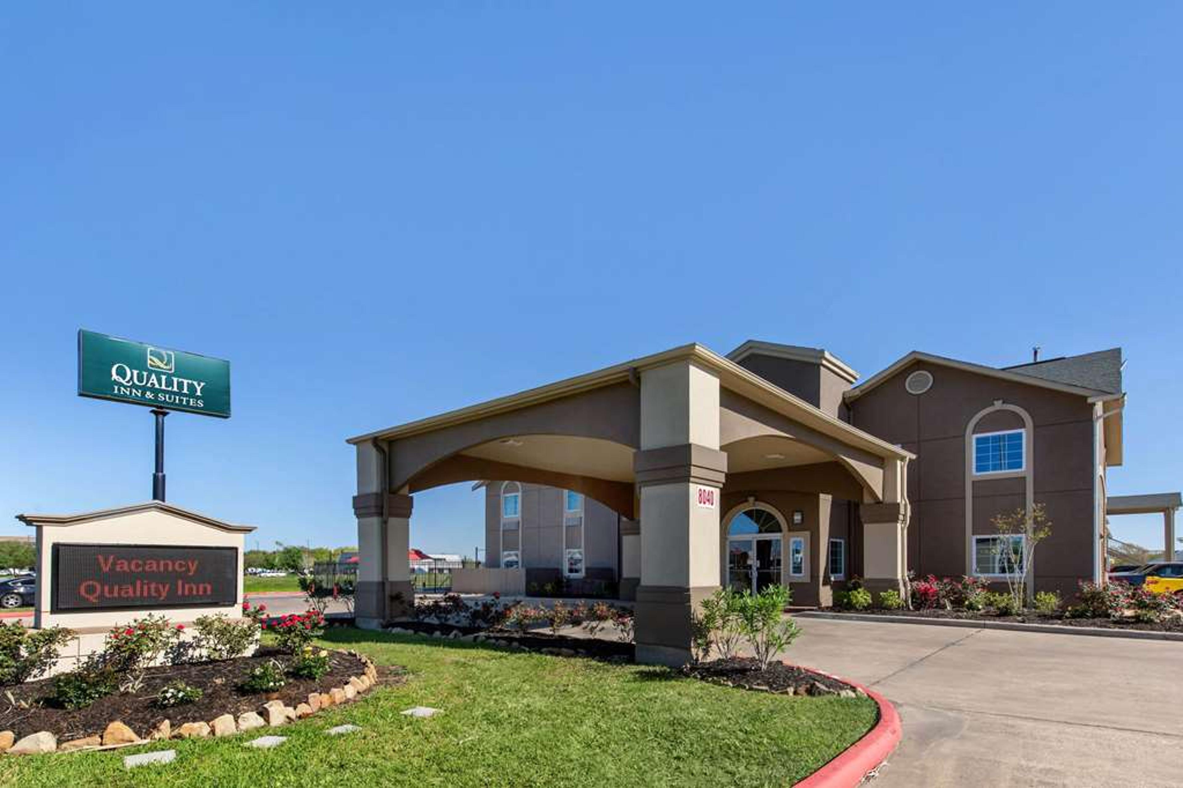 QUALITY INN AND SUITES PORT ARTHUR