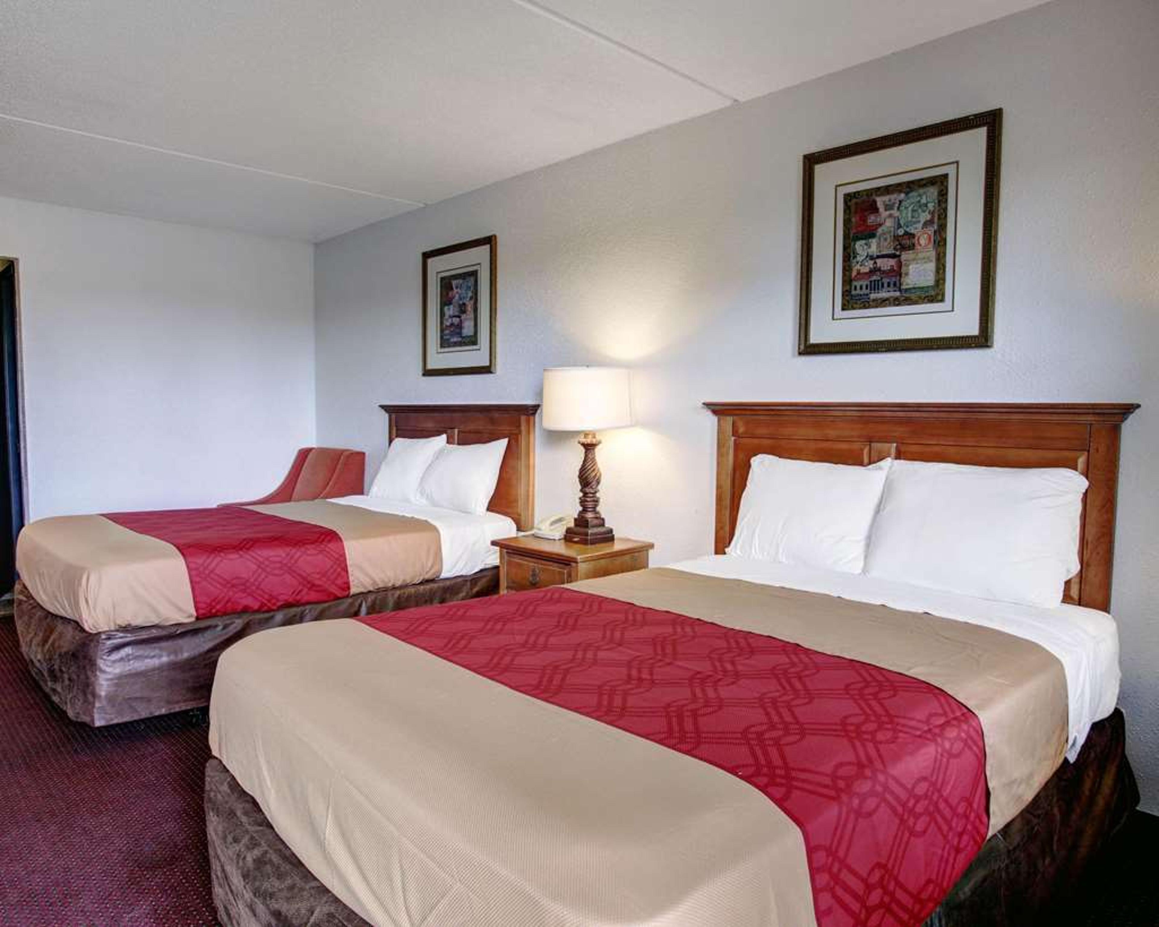RODEWAY INN NEW BRAUNFELS - SAN ANT