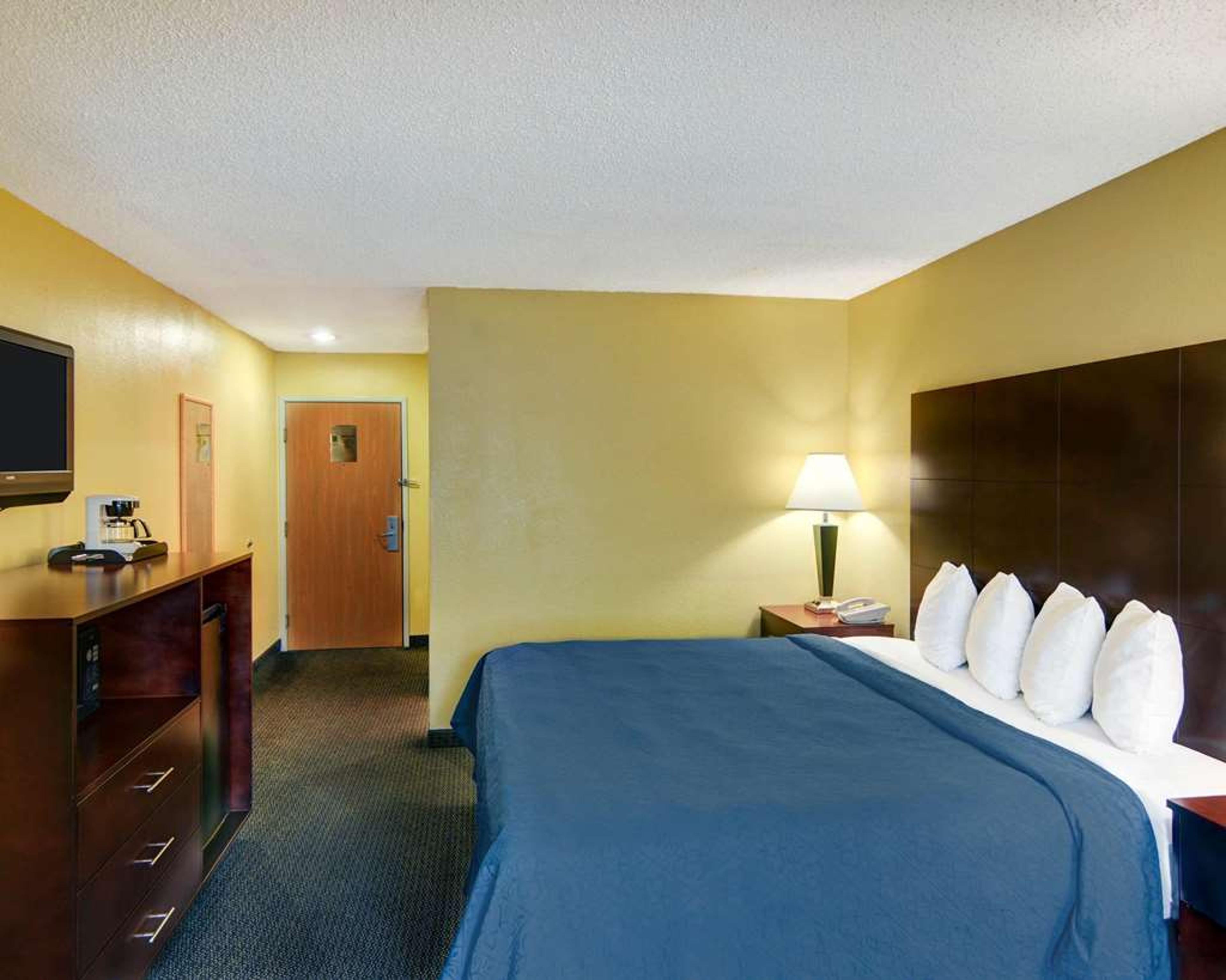QUALITY INN AND SUITES