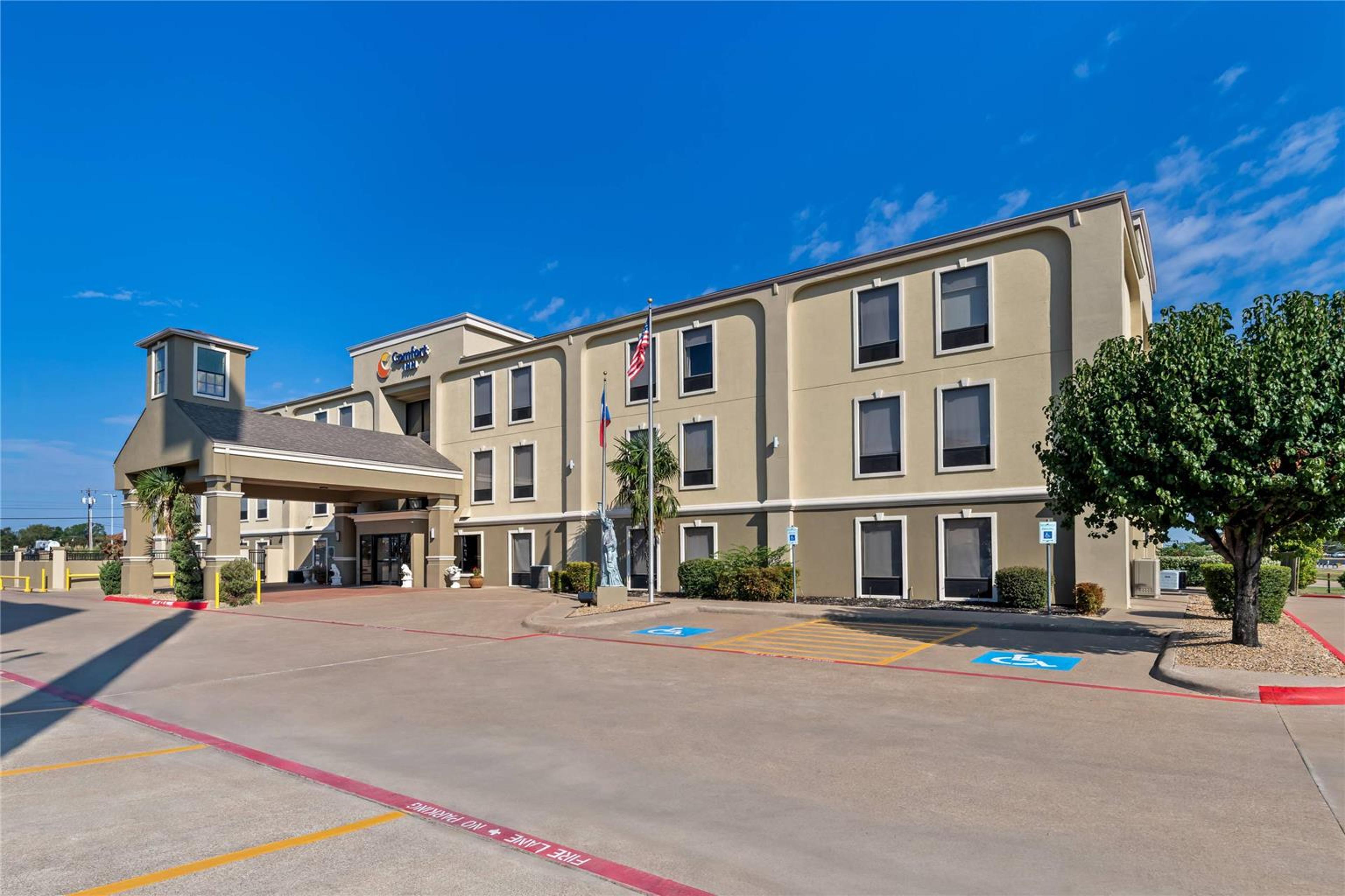 COMFORT INN CORSICANA EAST