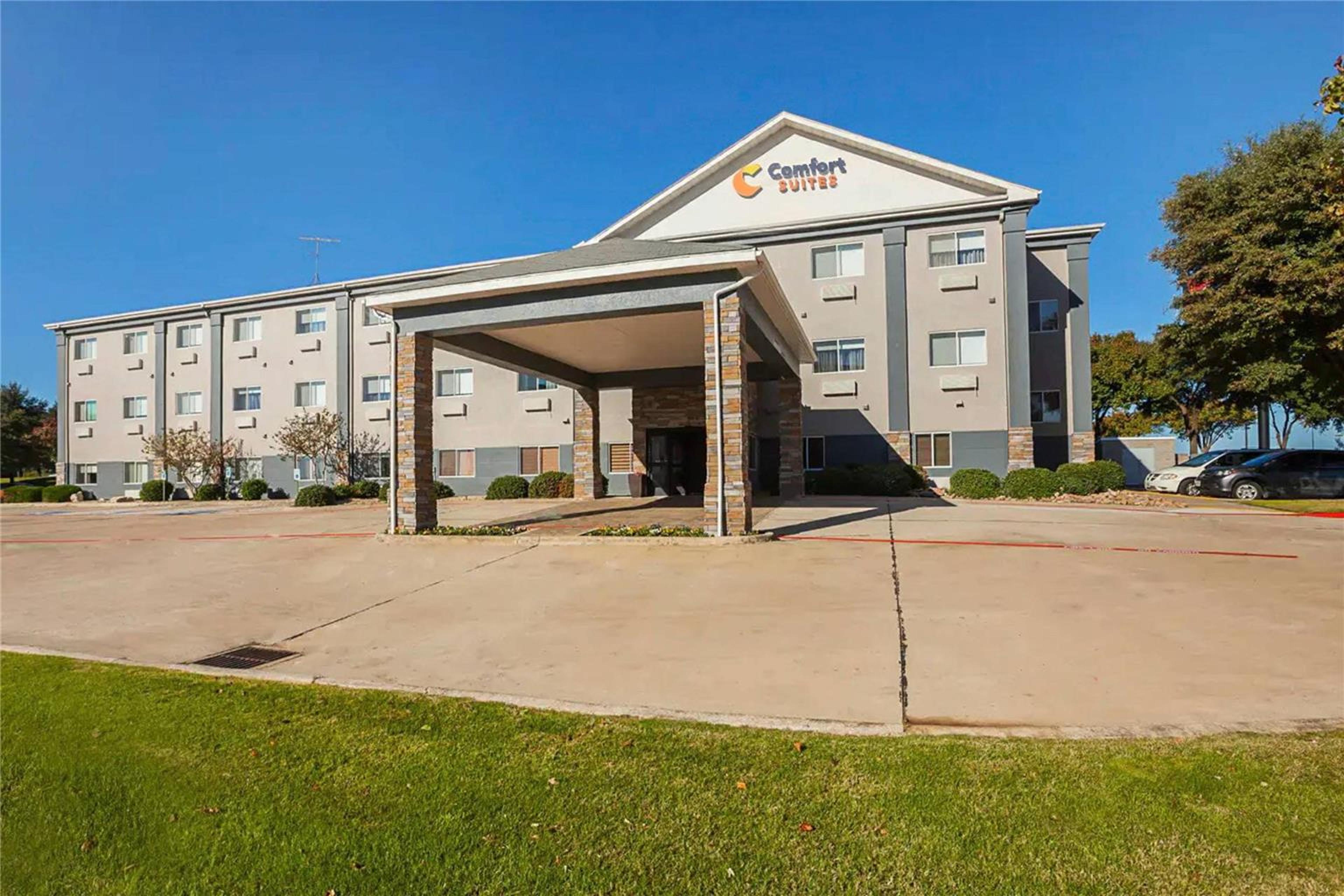 COMFORT SUITES LEWISVILLE