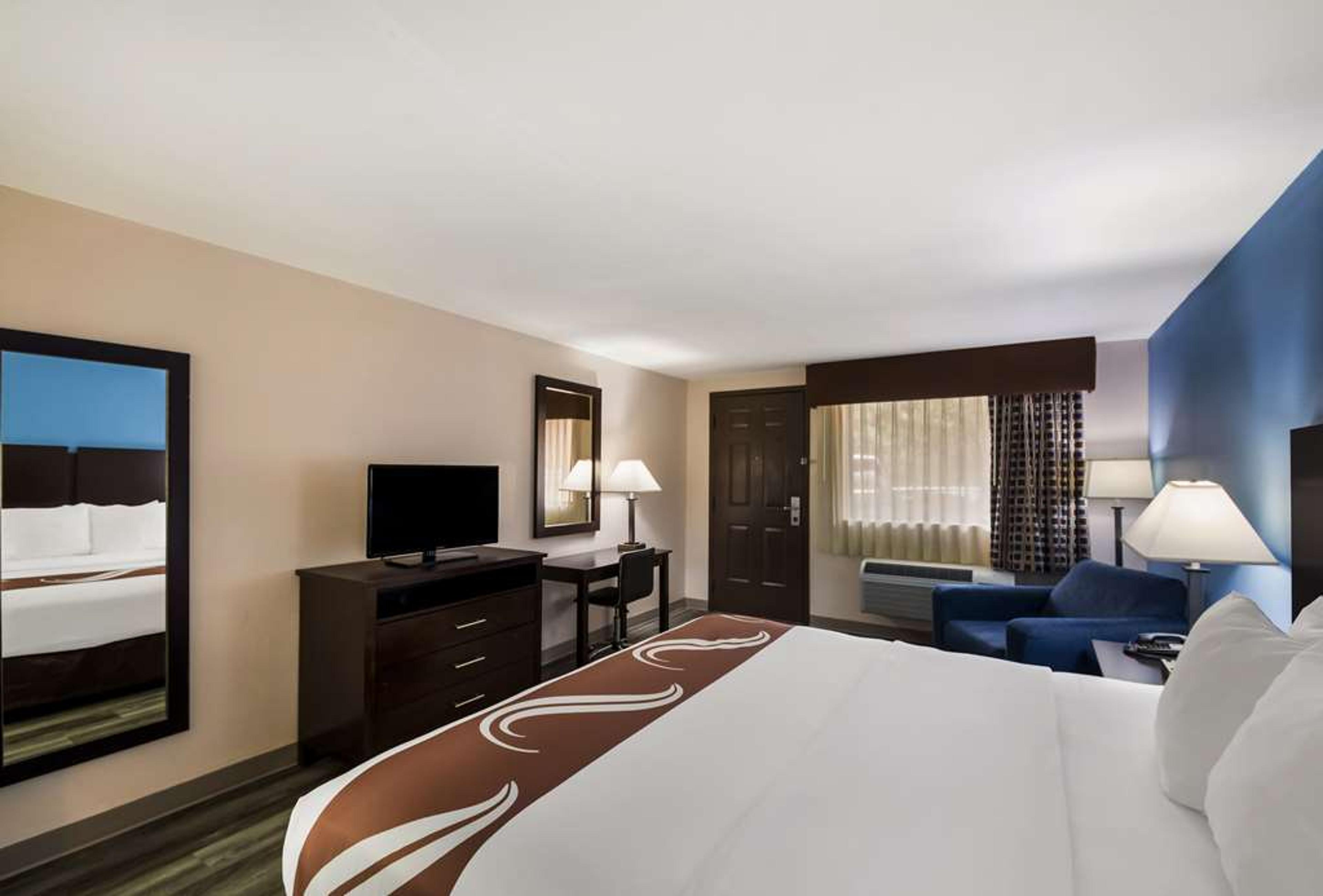 QUALITY INN & SUITES ROUND ROCK-AUS
