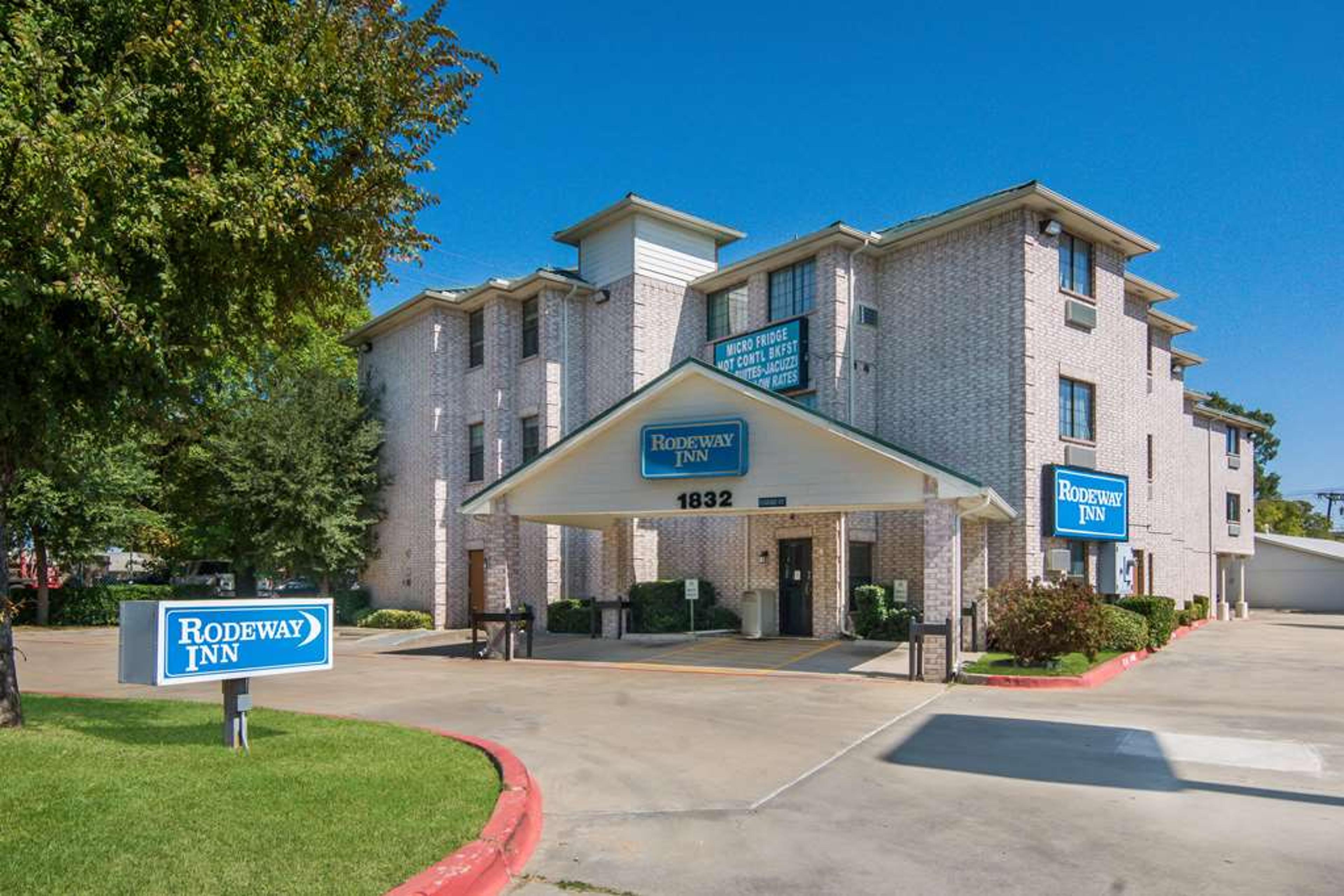RODEWAY INN CARROLLTON I-35E