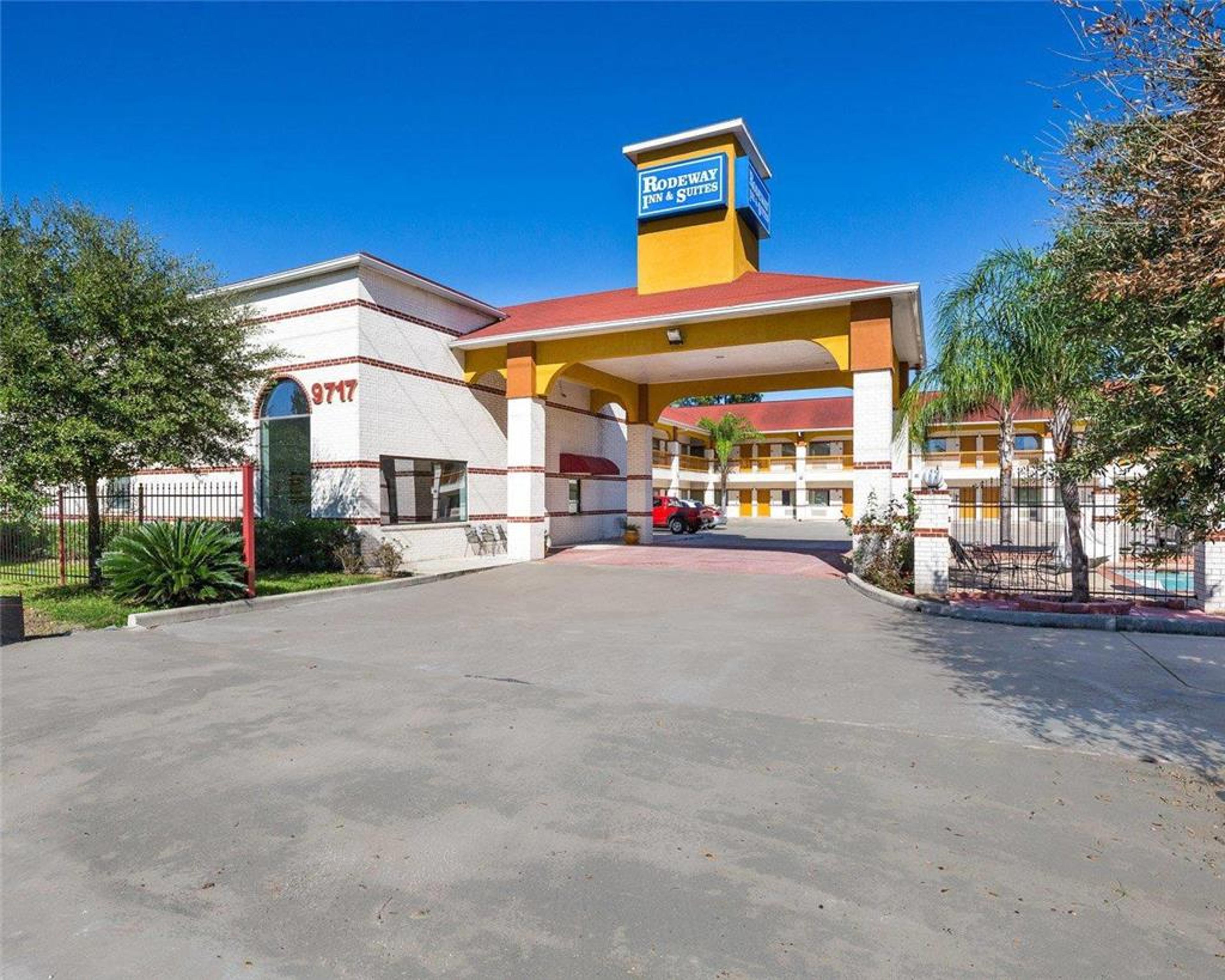 RODEWAY INN AND SUITES HUMBLE IAH