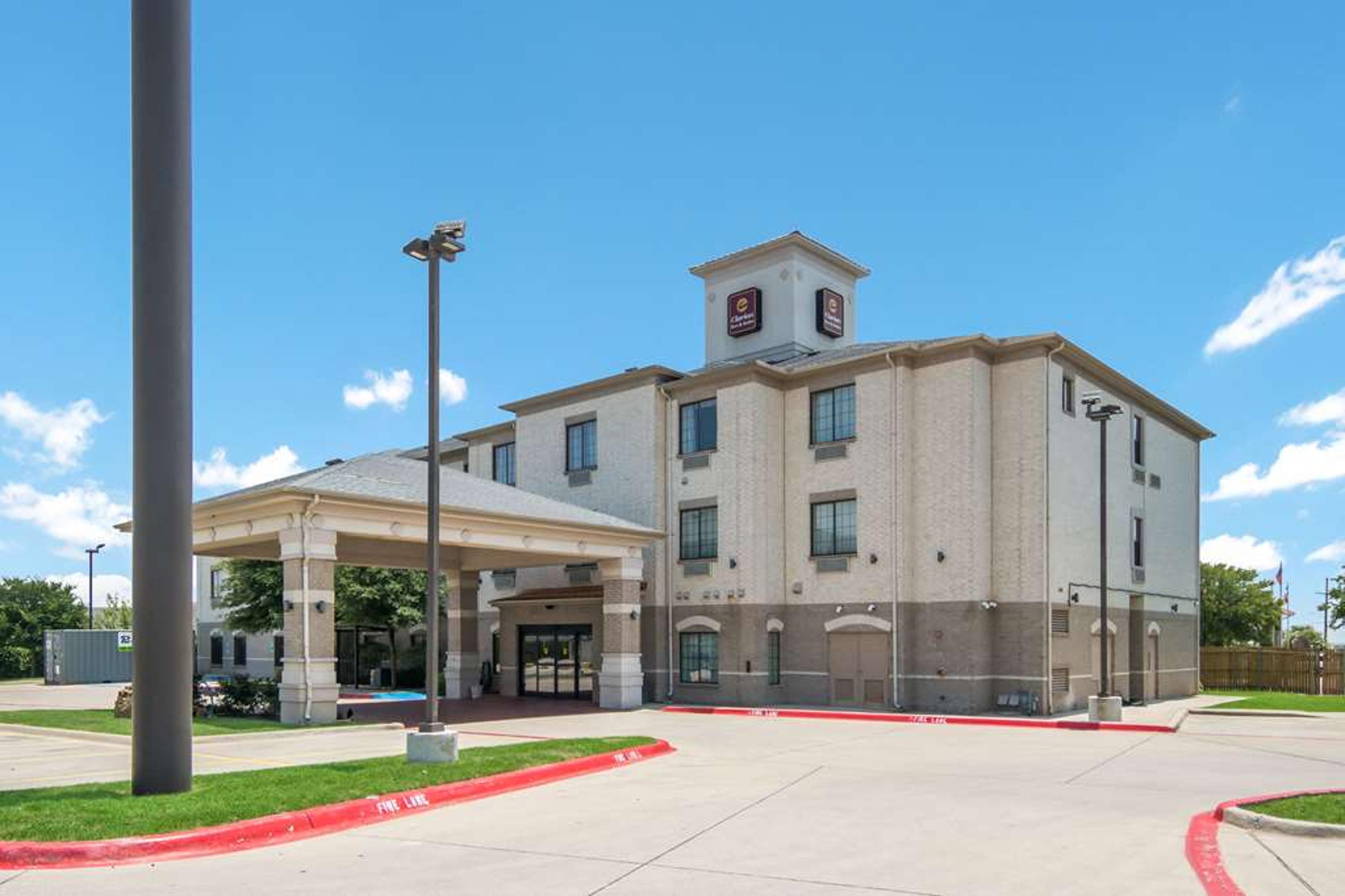 CLARION INN AND SUITES WEATHERFORD