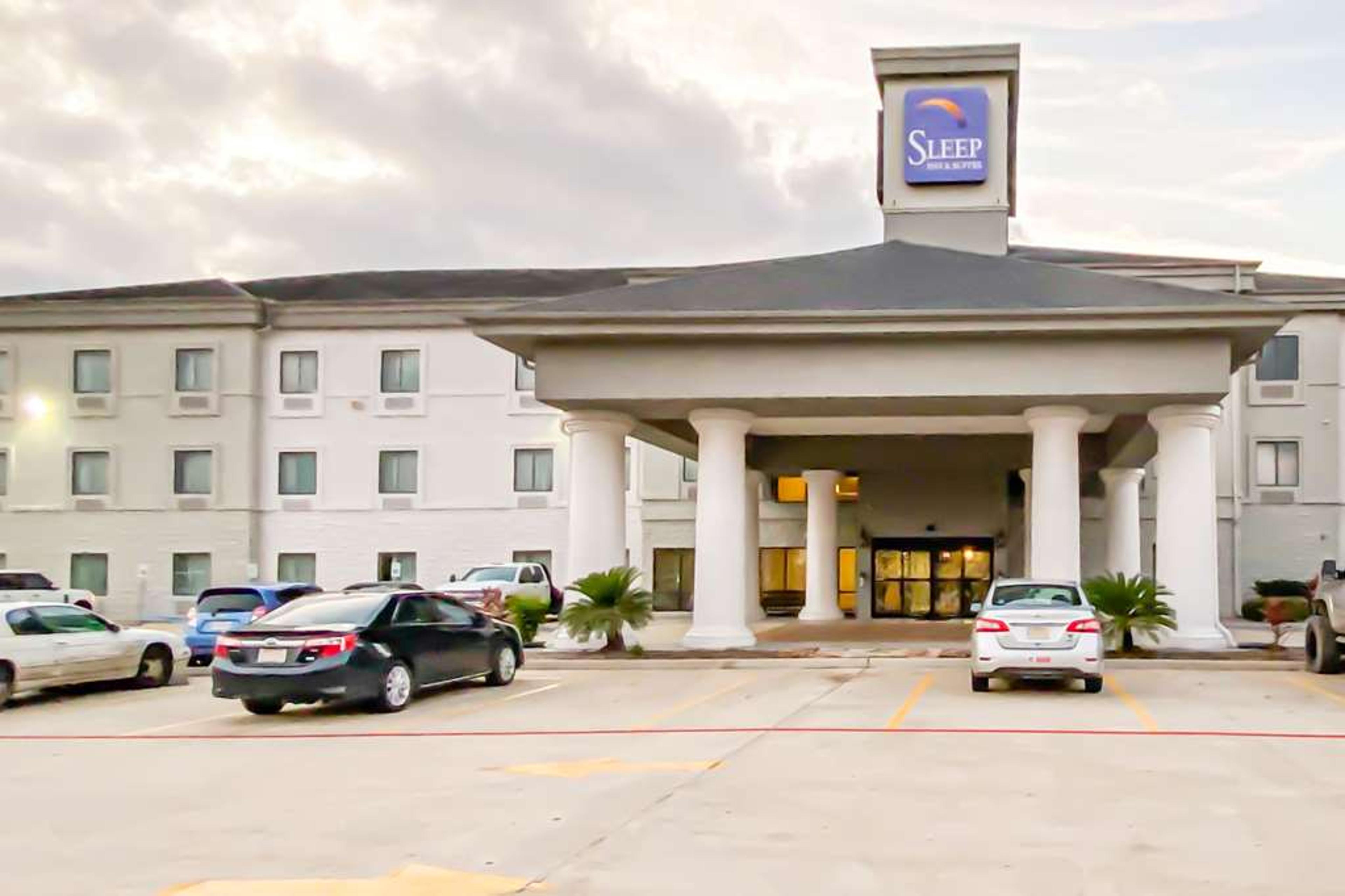 SLEEP INN AND SUITES PEARLAND - HOU