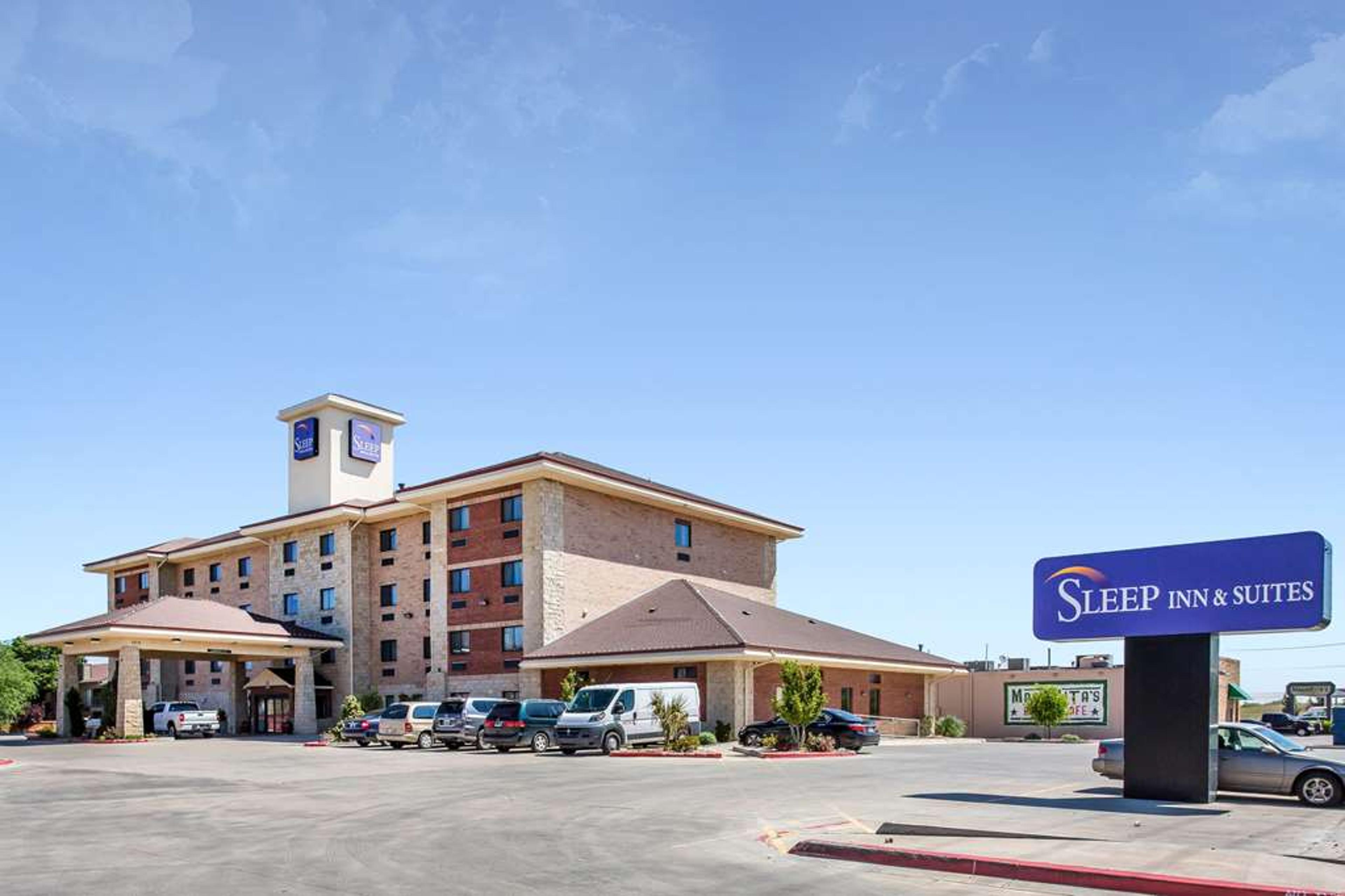 SLEEP INN AND SUITES