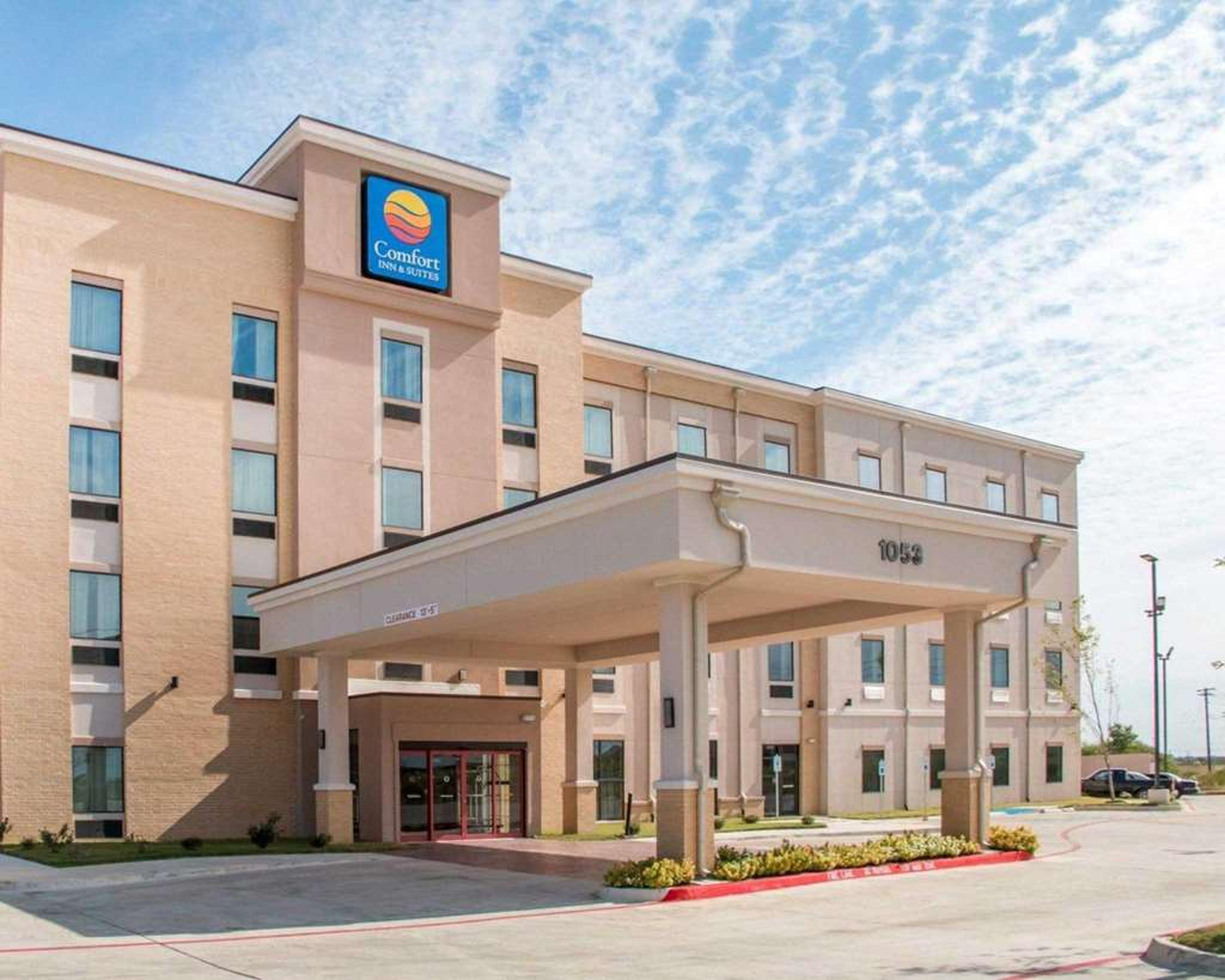 COMFORT INN AND SUITES SAN MARCOS N