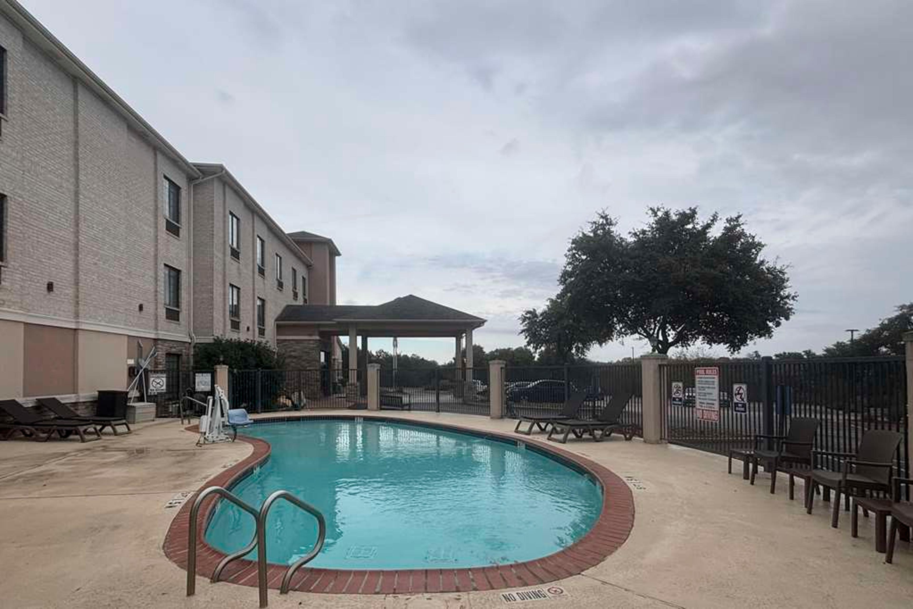 Hotel Photo 3
