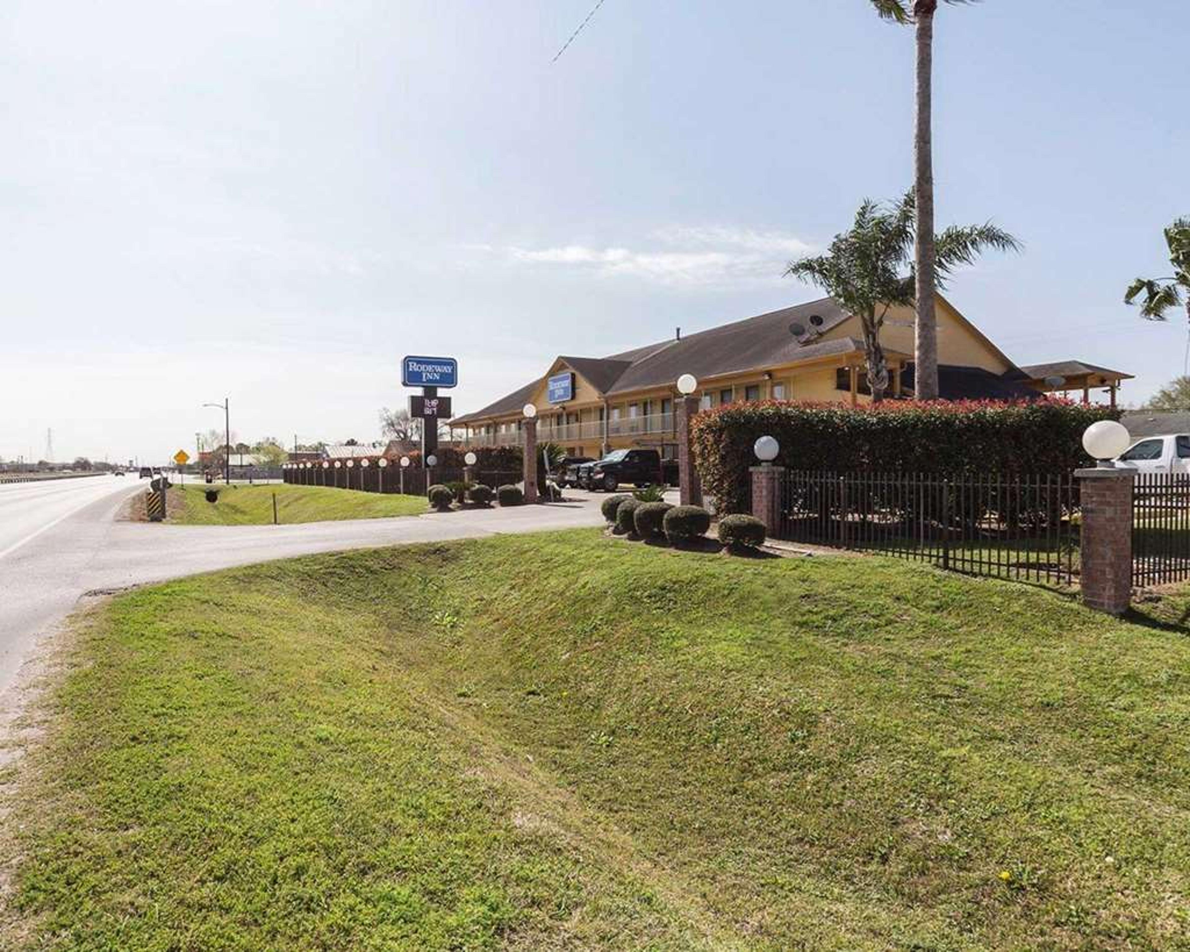 RODEWAY INN SOUTH HOUSTON