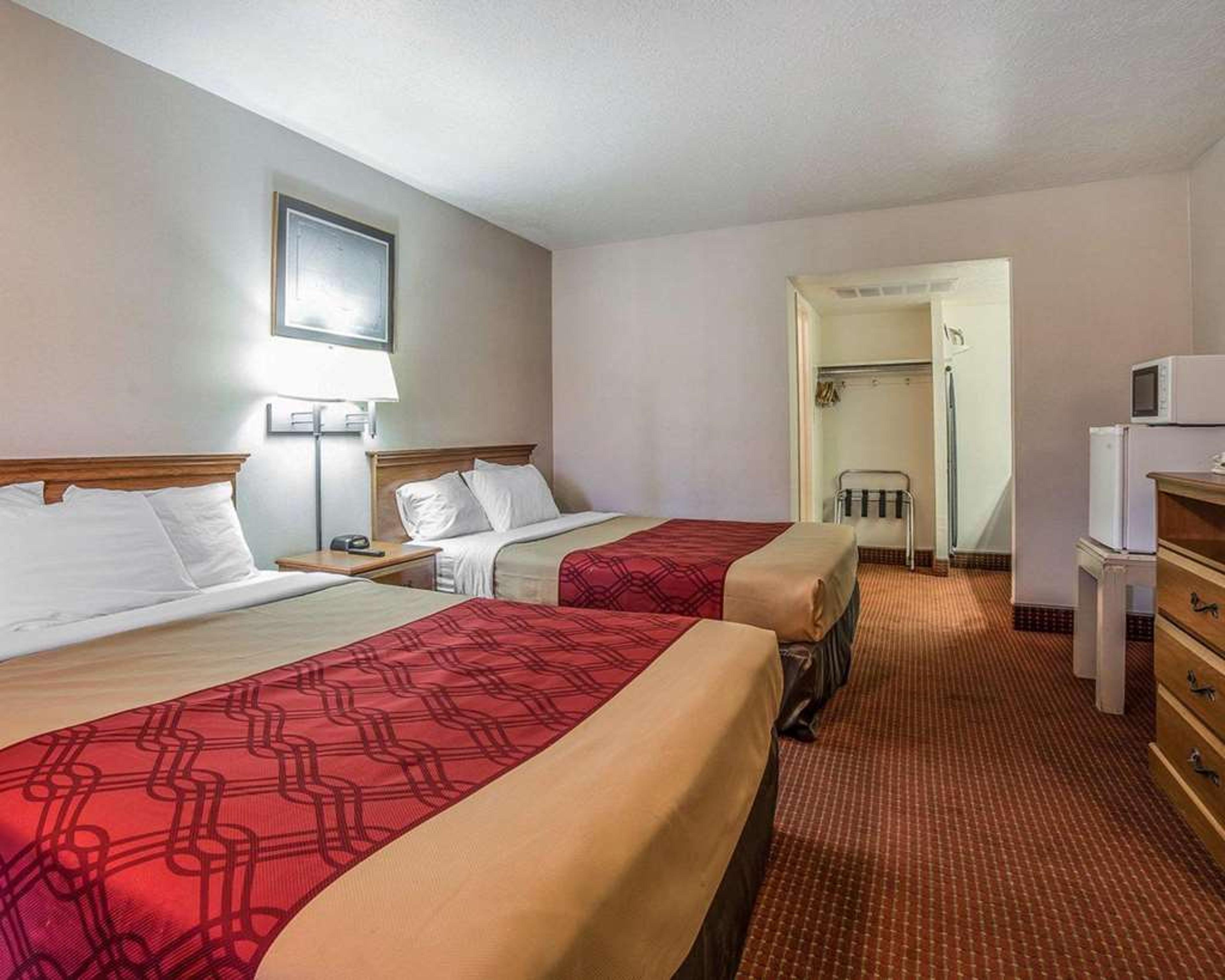 ECONO LODGE ST GEORGE NORTH - NEAR