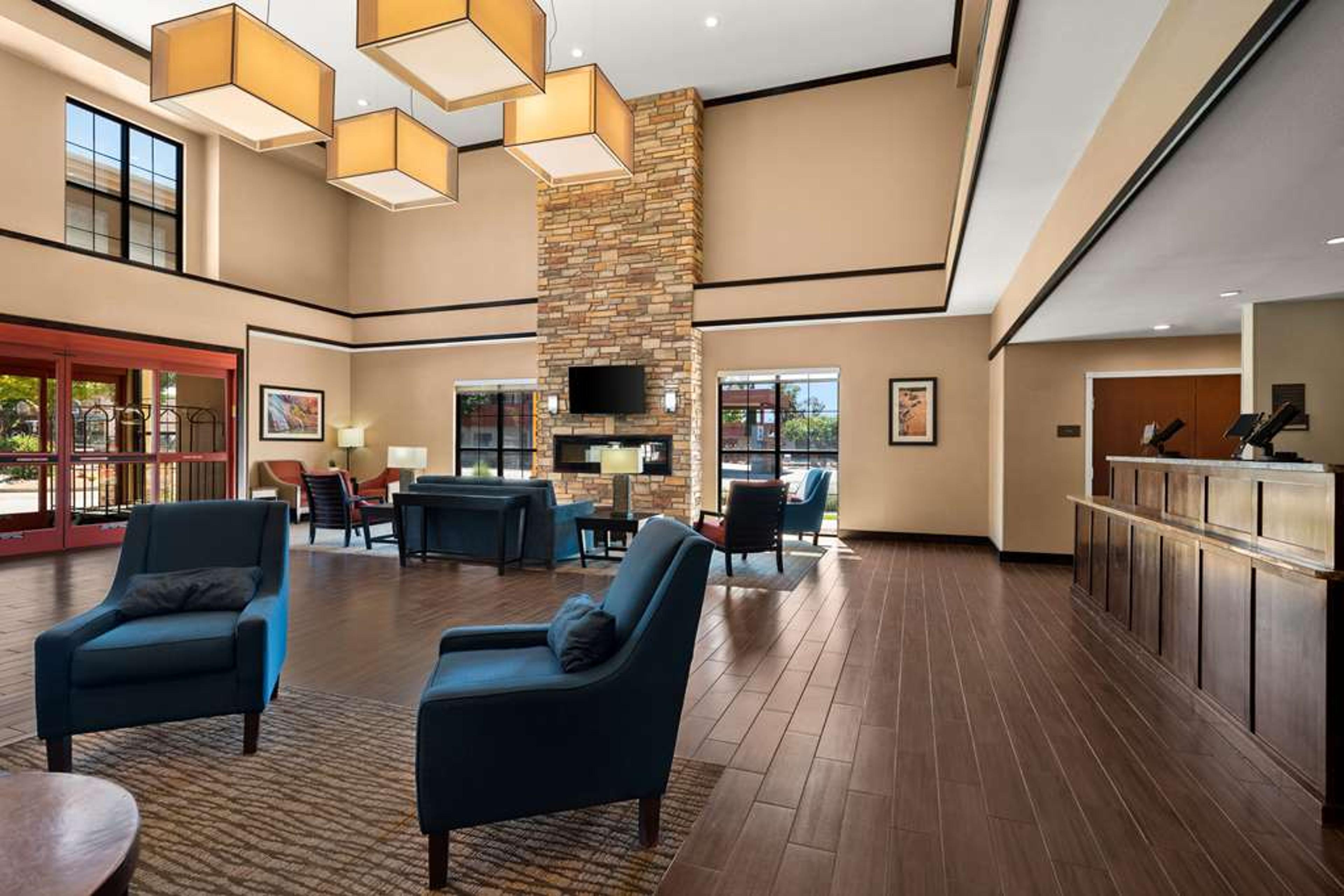 Hotel Photo 2