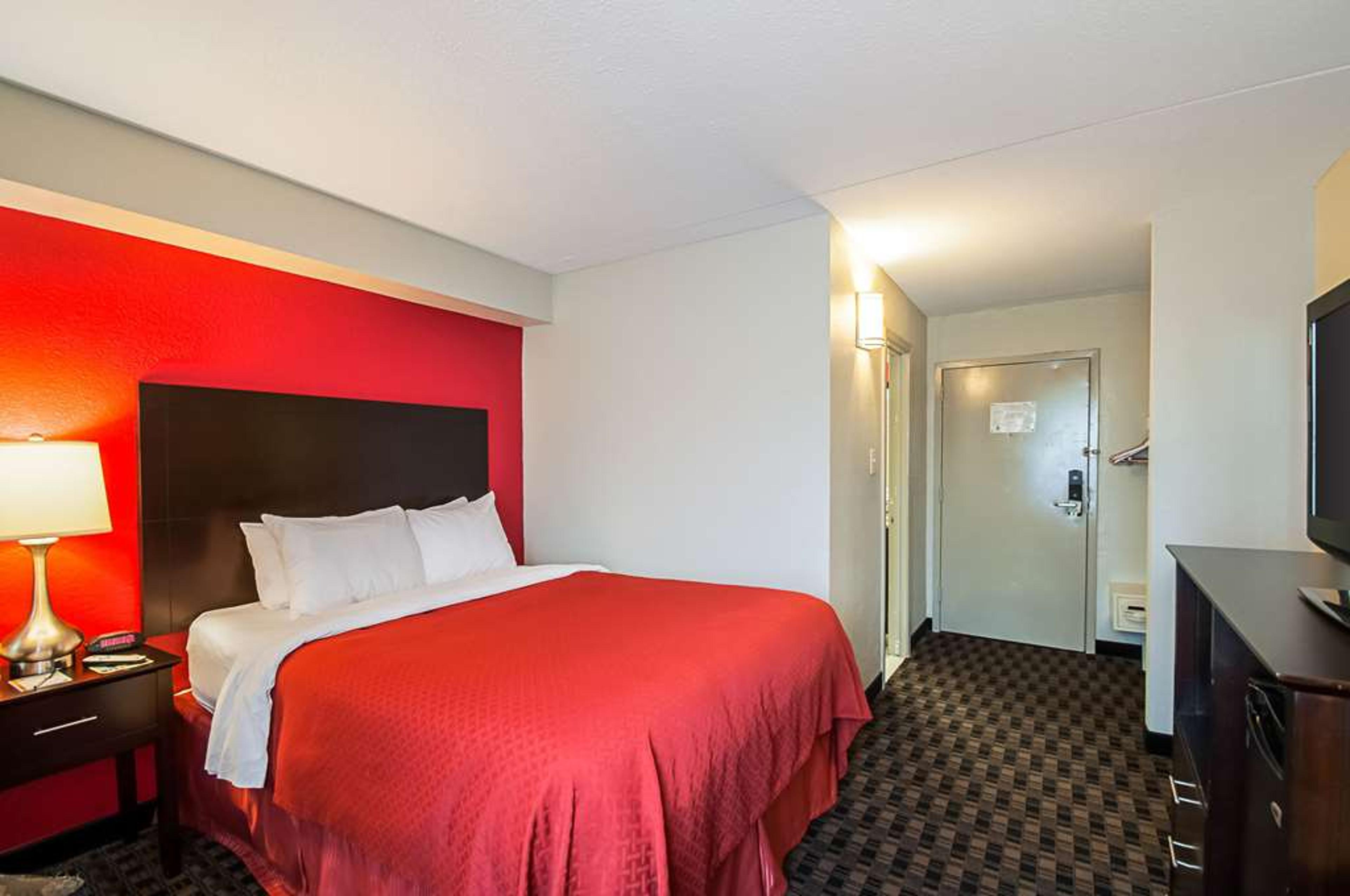 QUALITY INN NEAR POTOMAC MILLS